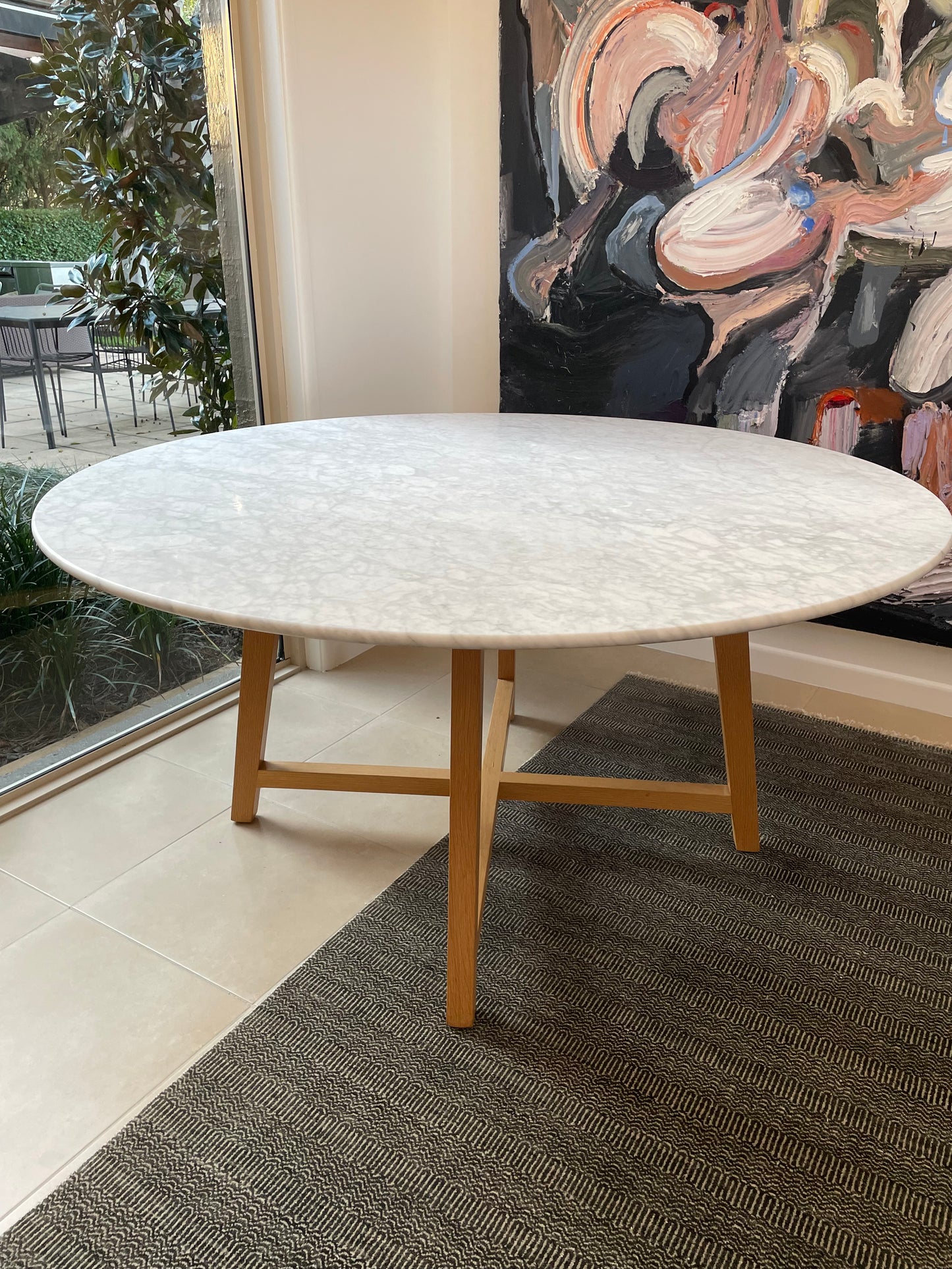 Jardan Iko Table