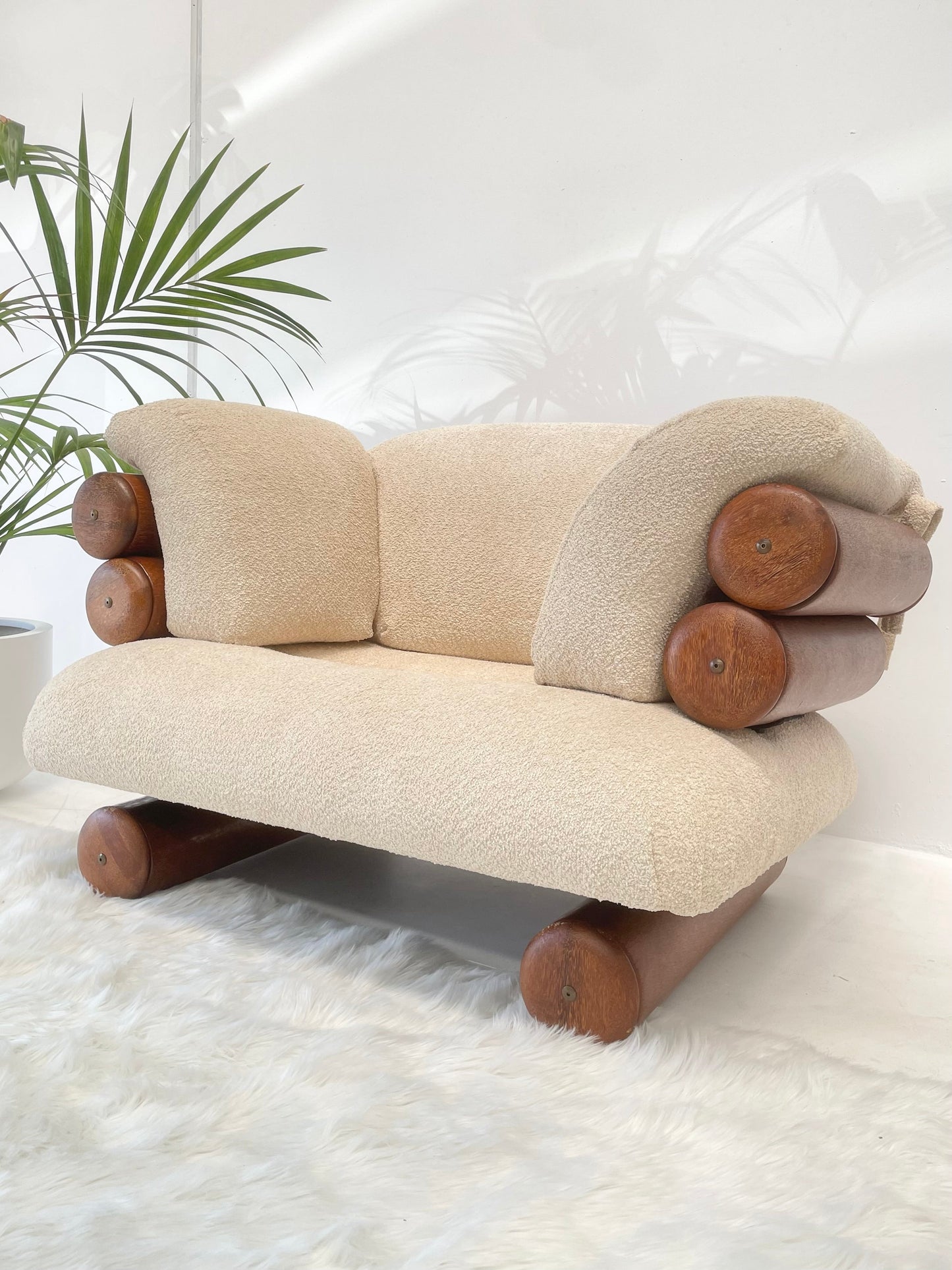 Loungechair by Pacific Green