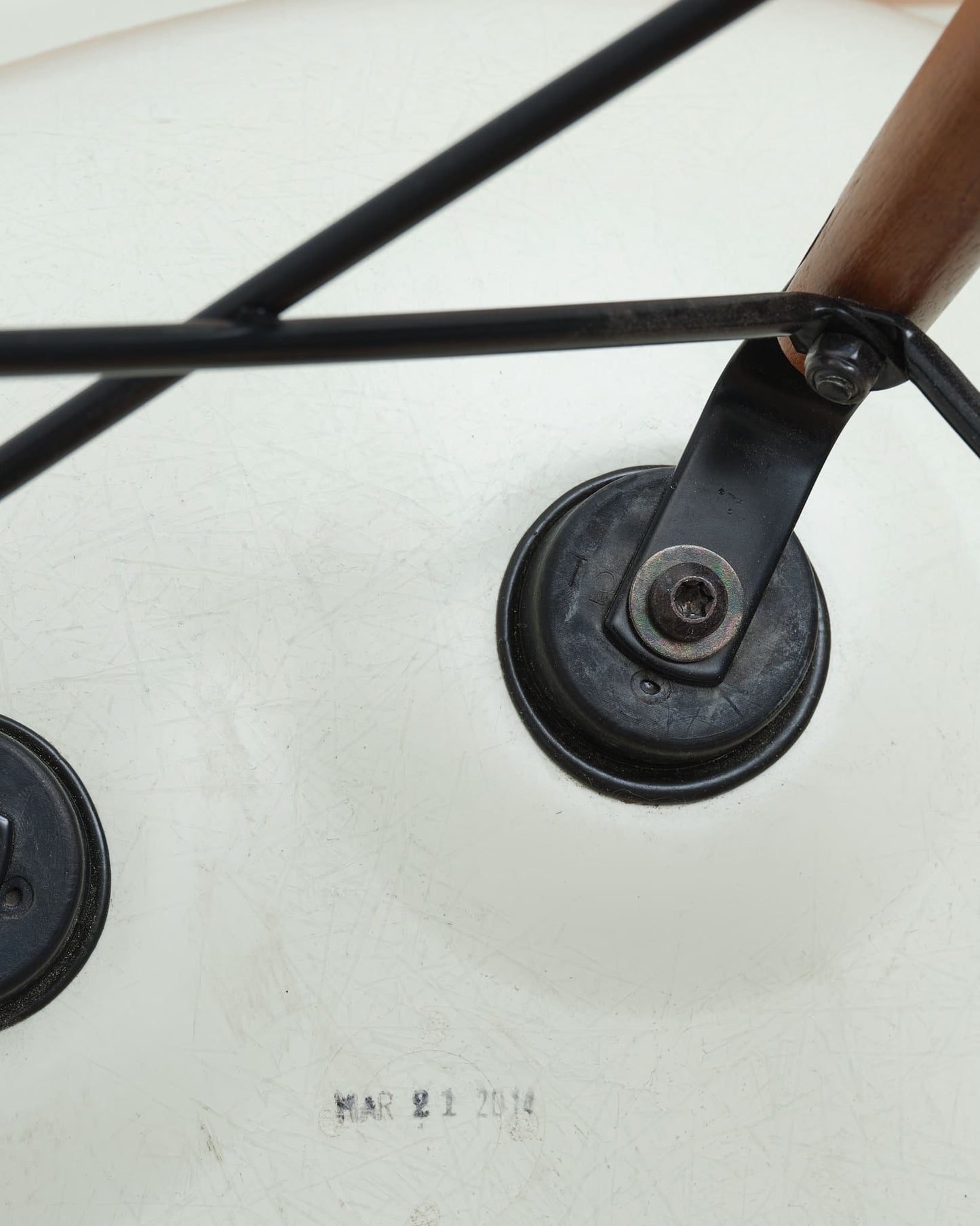 Eames Moulded Fibreglass Chair