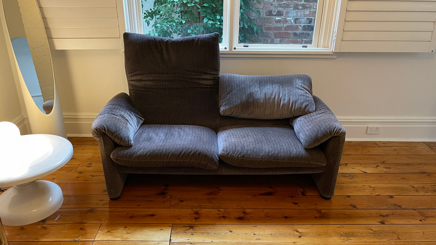 Original Maralunga Two-Seater Sofa by Vico Magistretti for Cassina