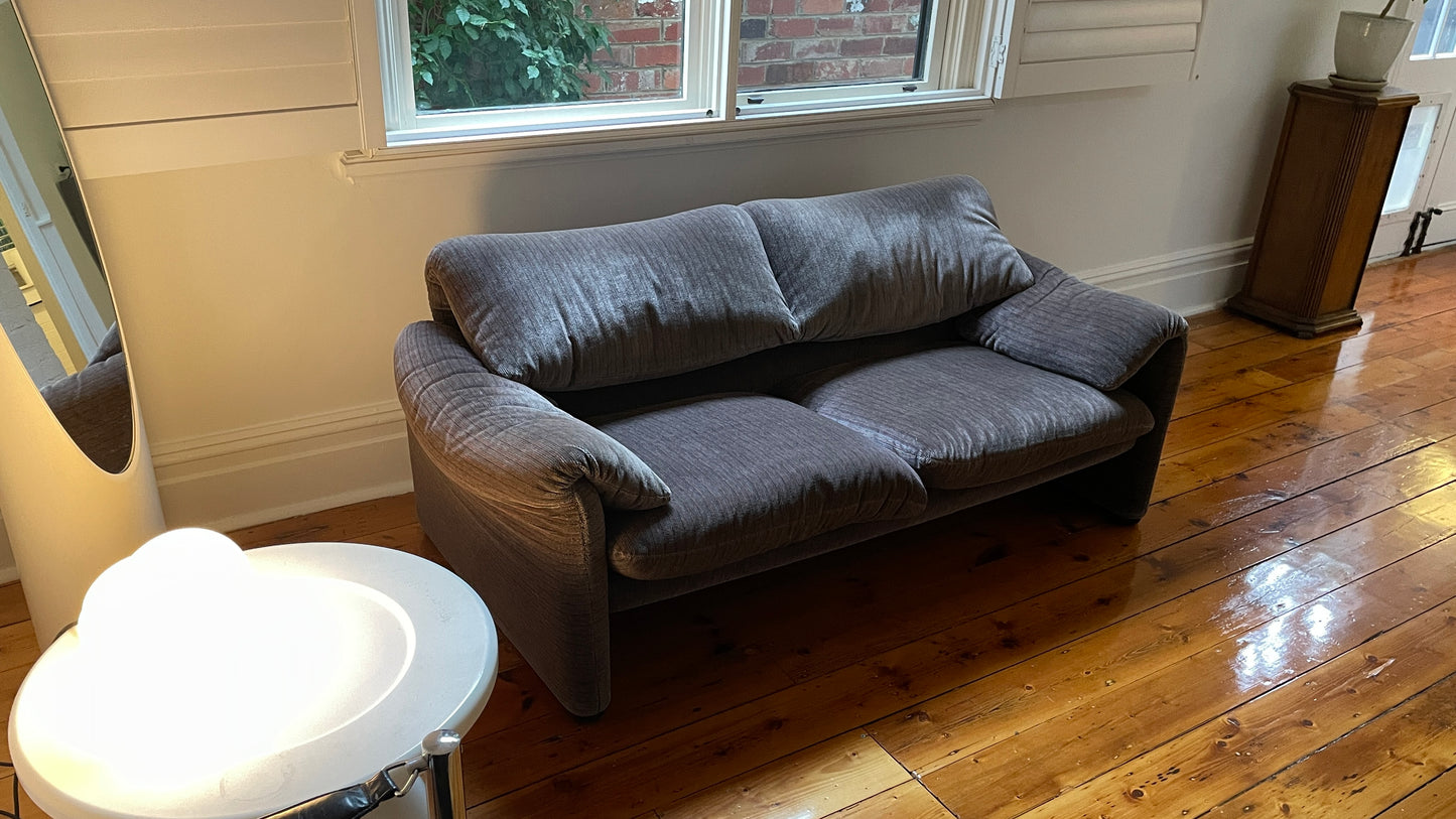 Original Maralunga Two-Seater Sofa by Vico Magistretti for Cassina