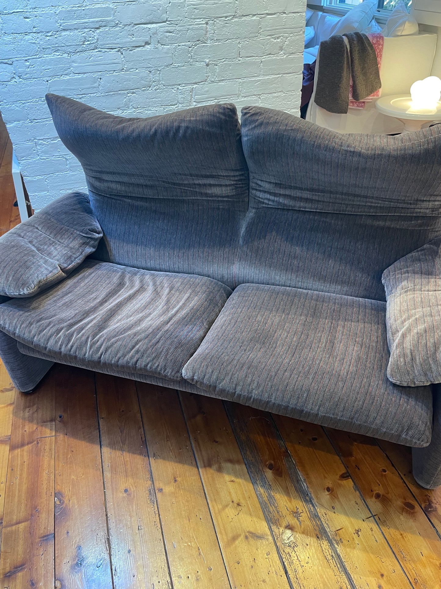 Original Maralunga Two-Seater Sofa by Vico Magistretti for Cassina