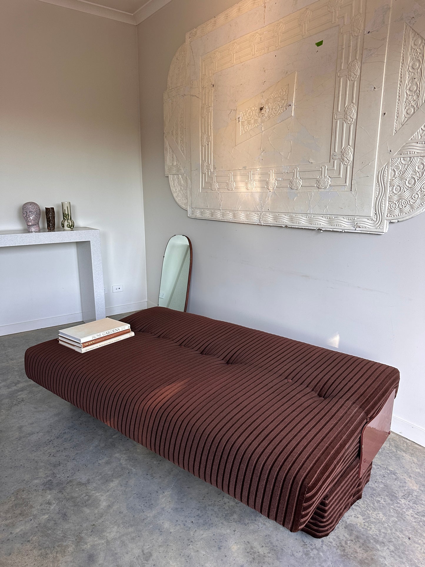 Vintage Chocolate Brown Velvet Daybed / Sofa