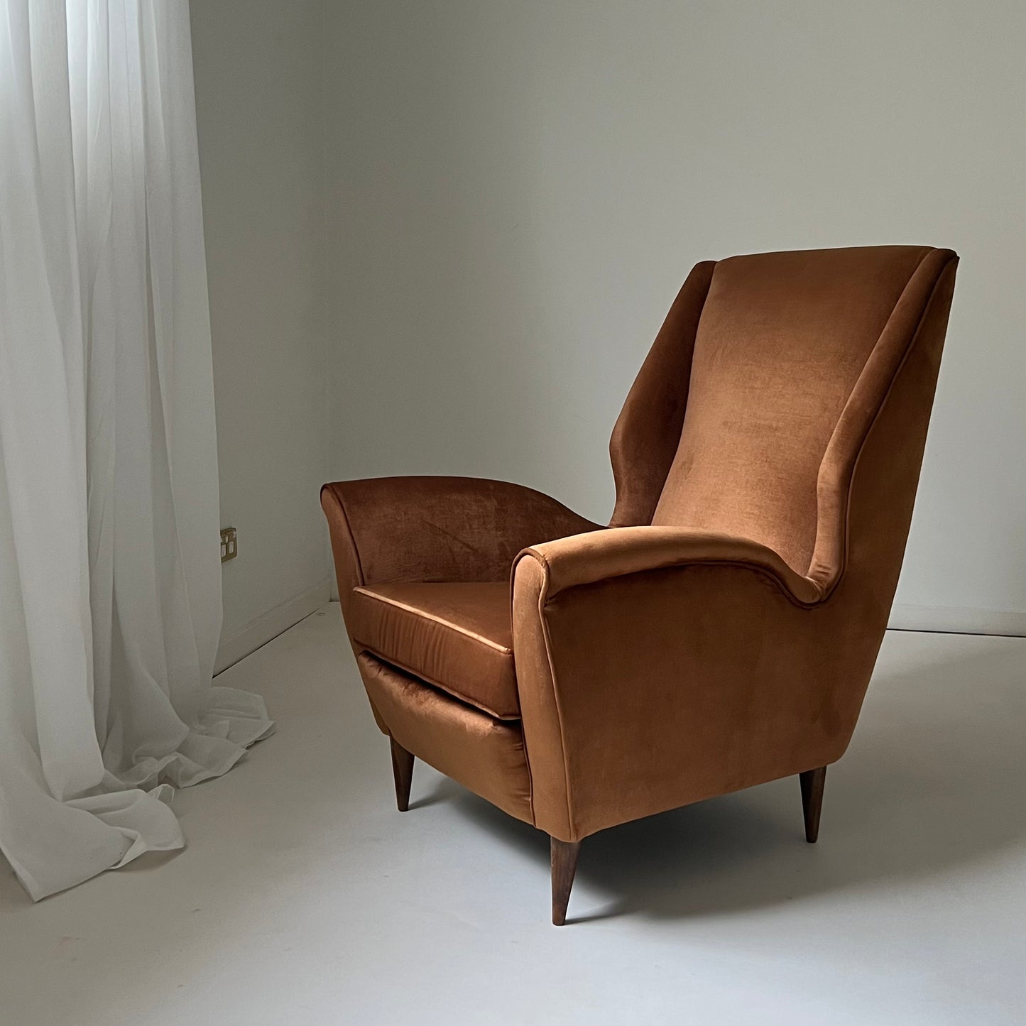 Italian Armchair by Gio Ponti for Isa Bergamo (attr.)