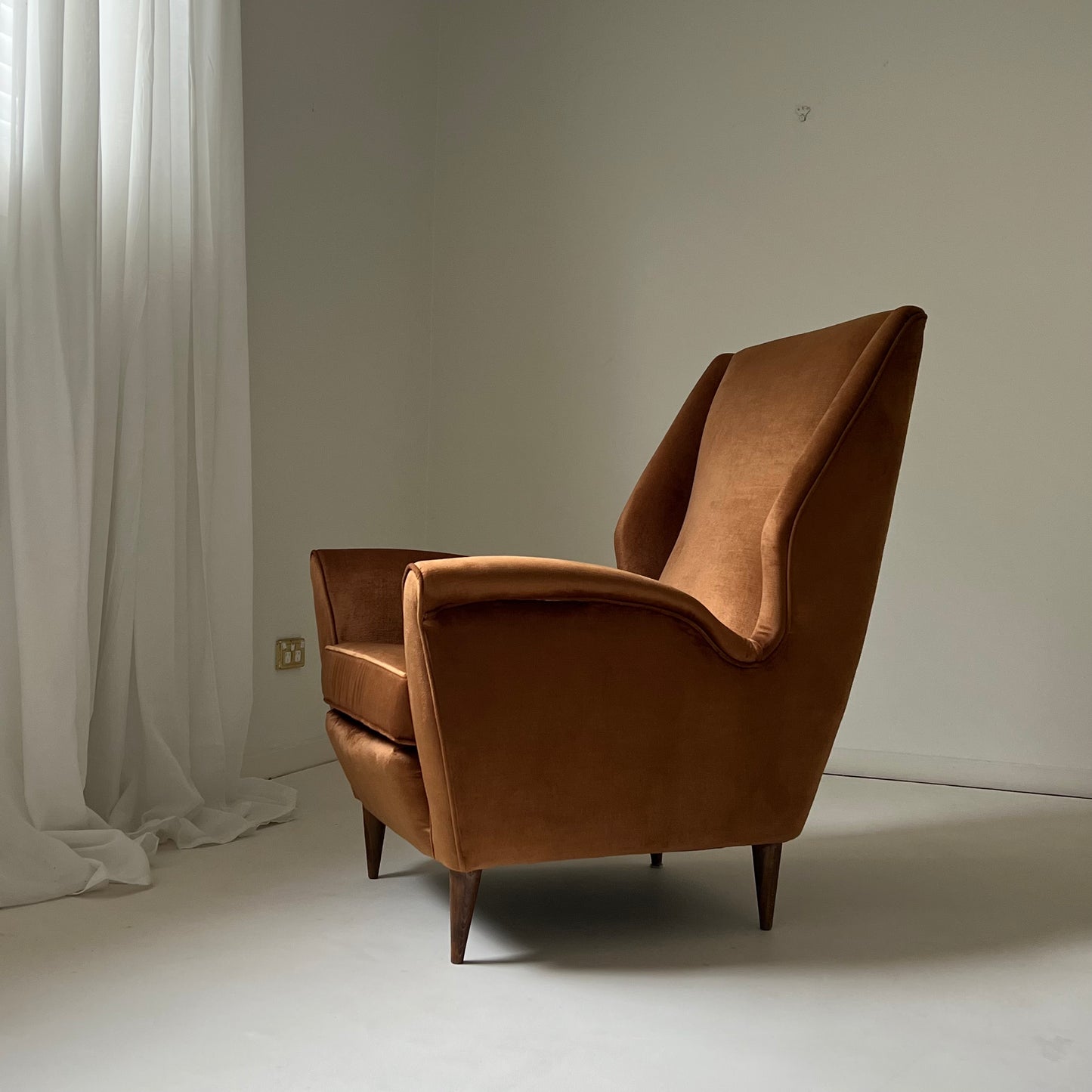 Italian Armchair by Gio Ponti for Isa Bergamo (attr.)