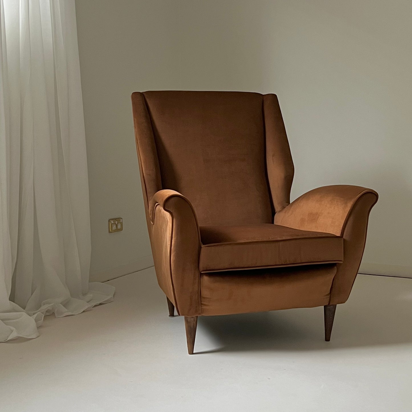 Italian Armchair by Gio Ponti for Isa Bergamo (attr.)