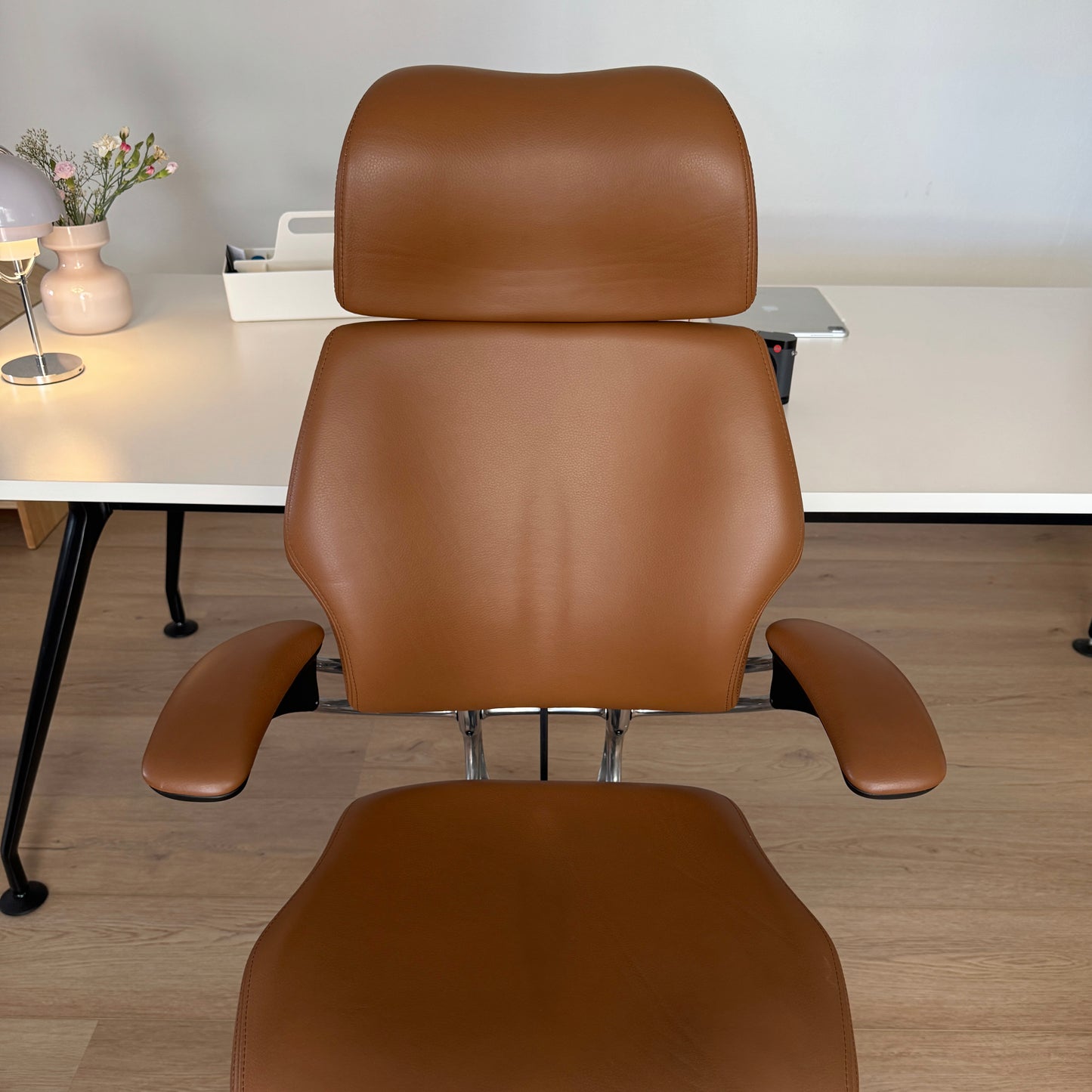 On Hold - Humanscale Freedom Chair Leather with Headrest