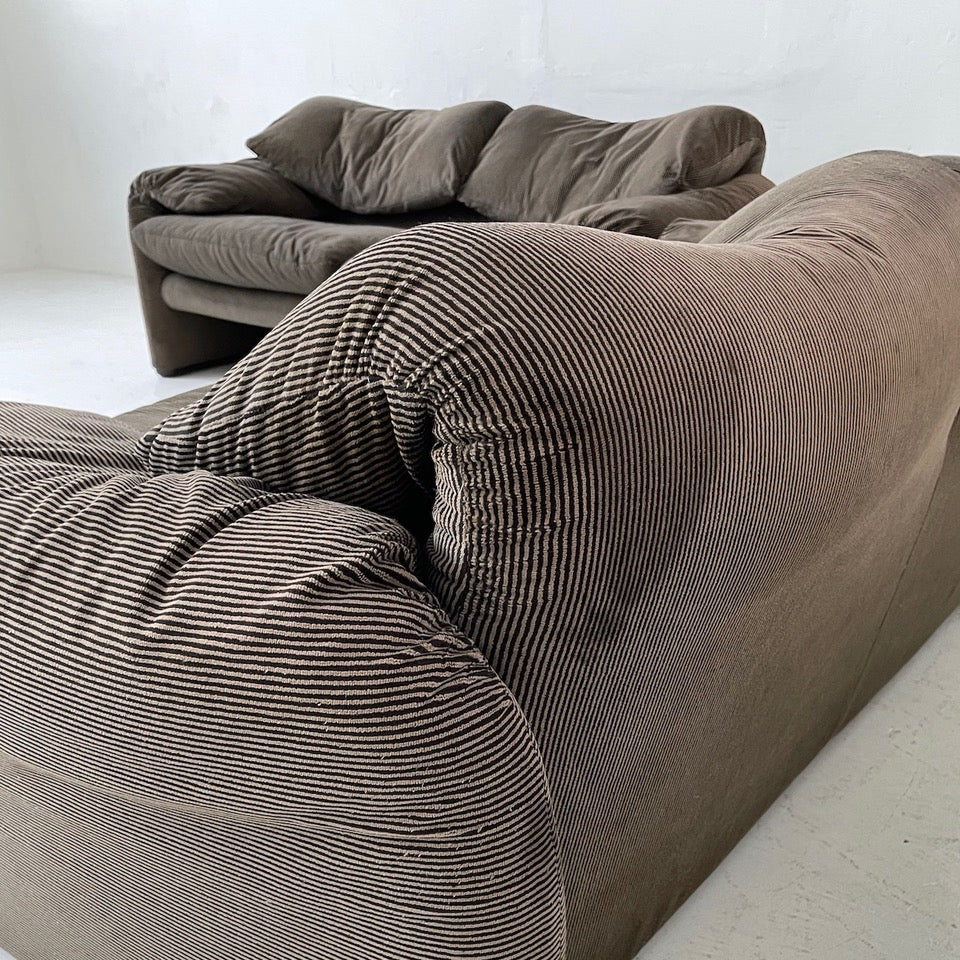 Set of Two Maralunga Sofas by Vico Magistretti for Cassina, Italy 1970s