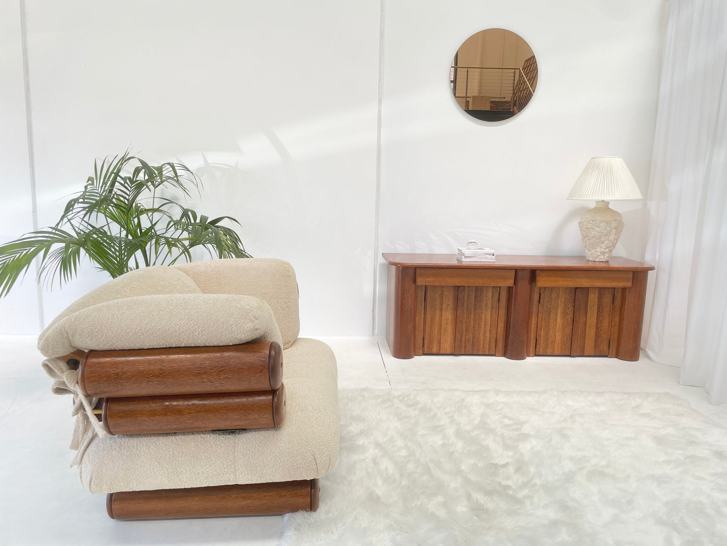 Loungechair by Pacific Green