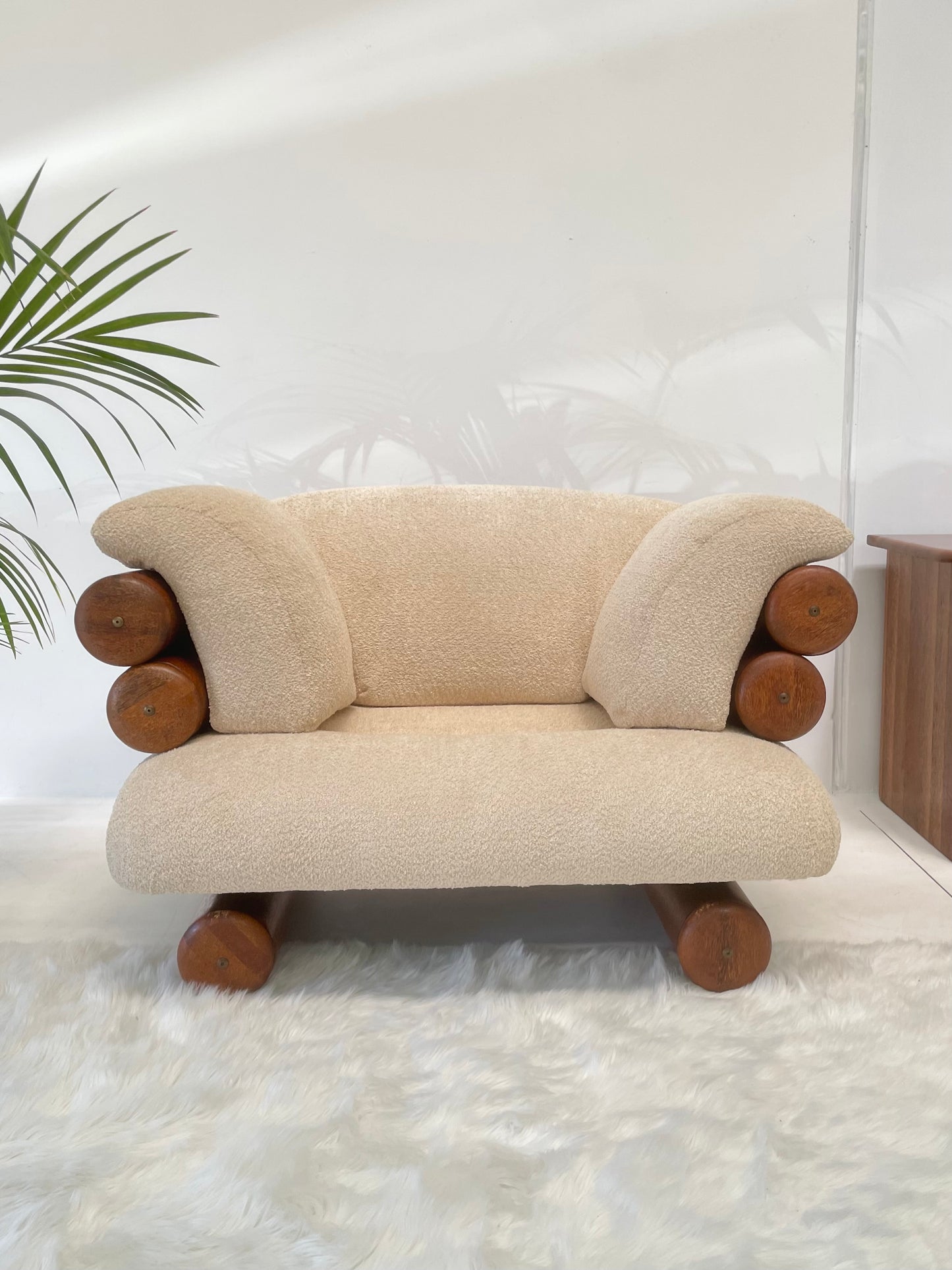 Loungechair by Pacific Green