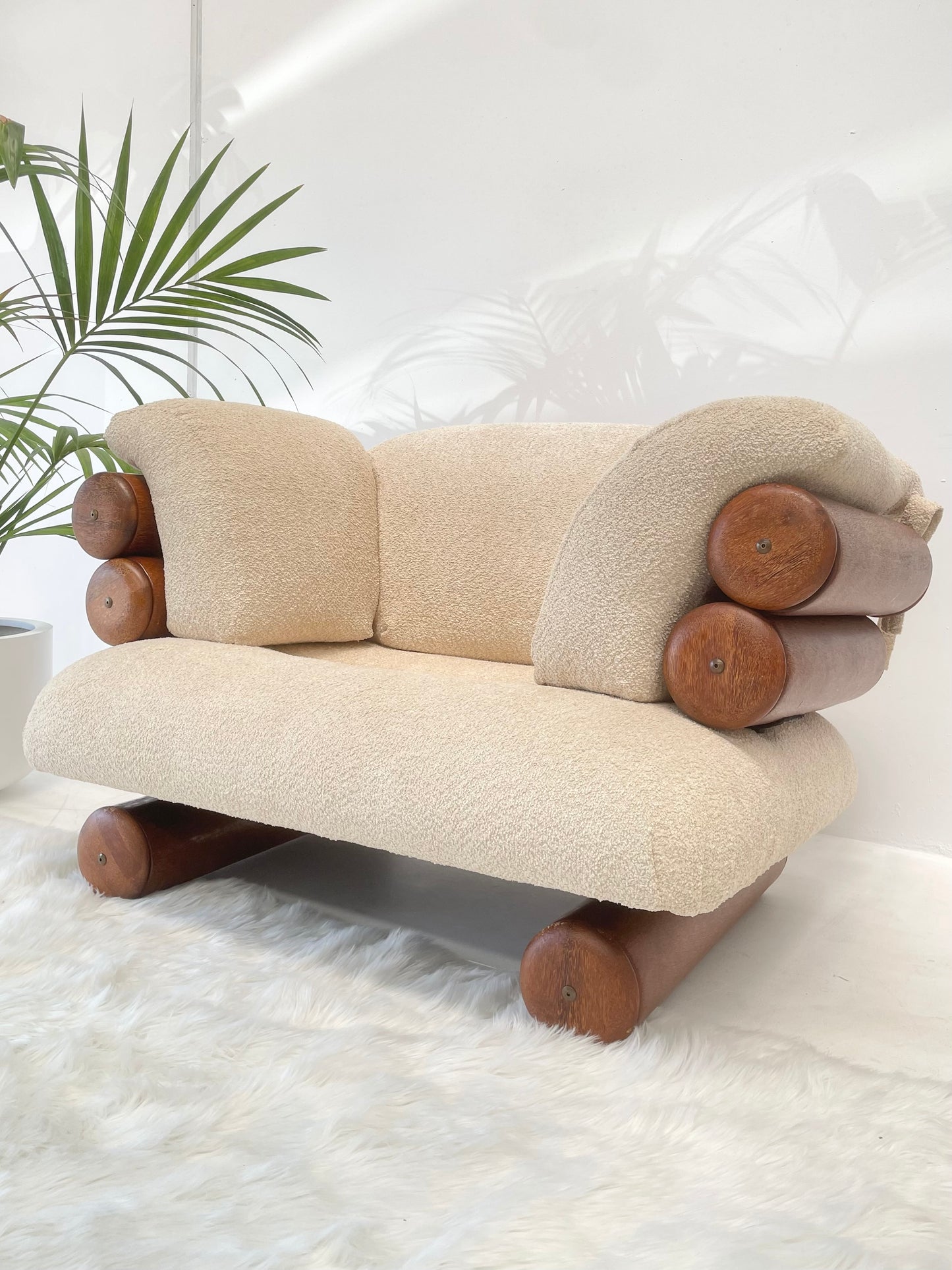 Loungechair by Pacific Green