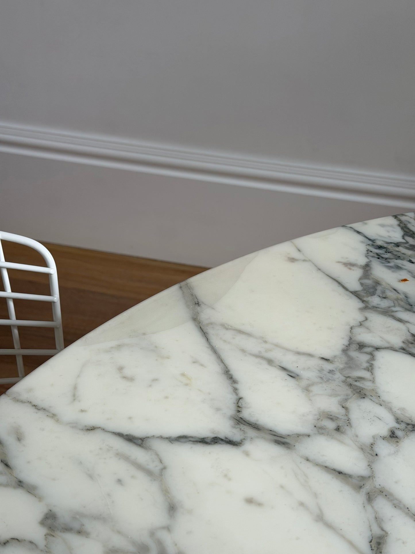 Eero Saarinen Marble Tulip Table