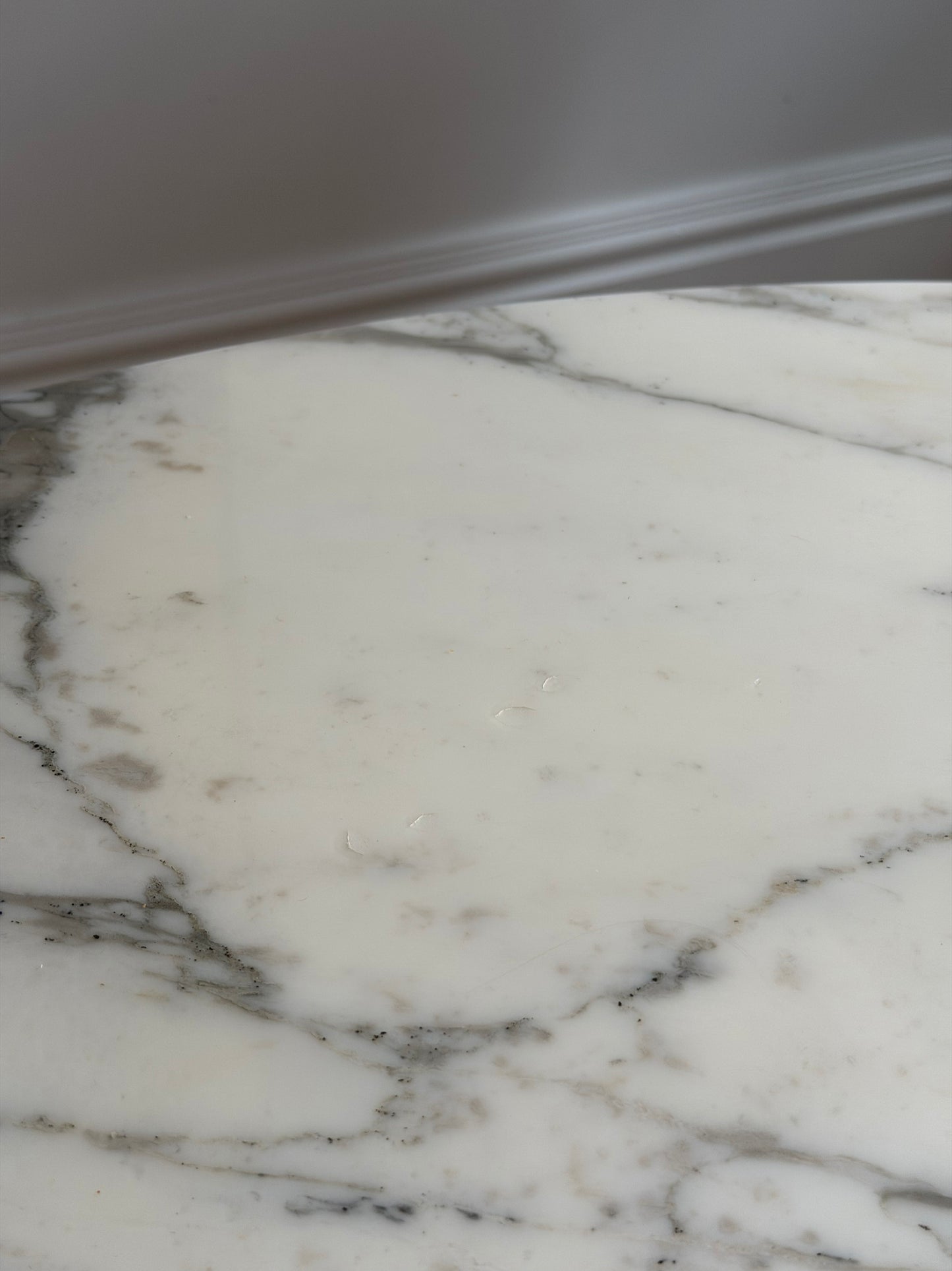 Eero Saarinen Marble Tulip Table