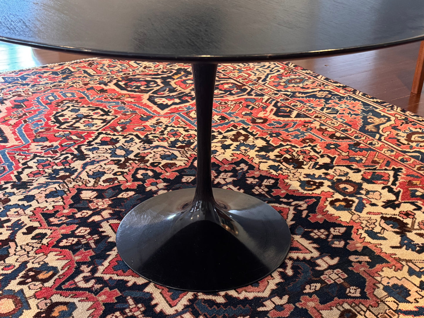 Saarinen Dining Table, Round for Knoll