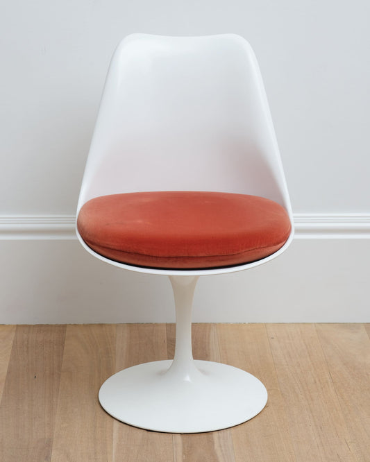 Eero Saarinen Tulip Side Chair