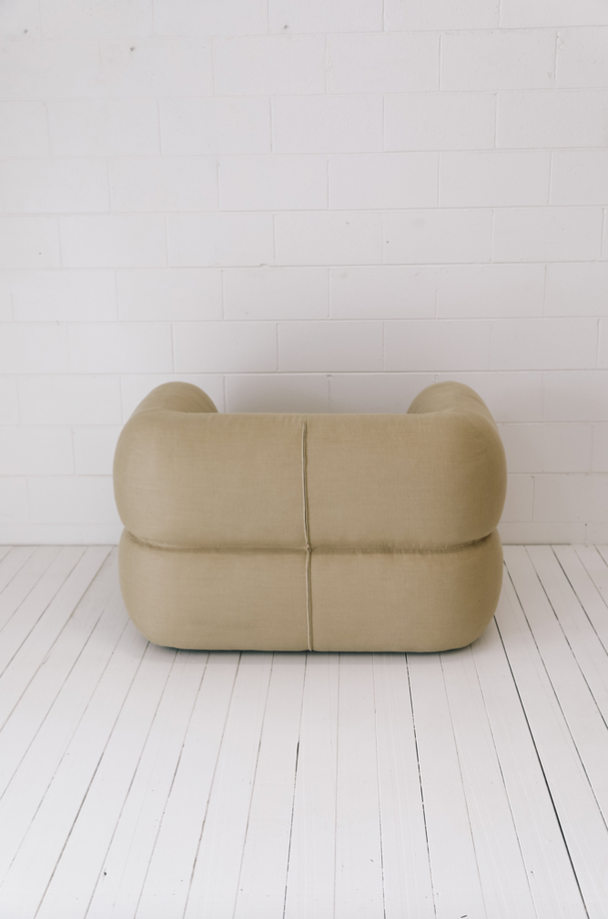 Big Friendly Single Cream - Dowel Jones