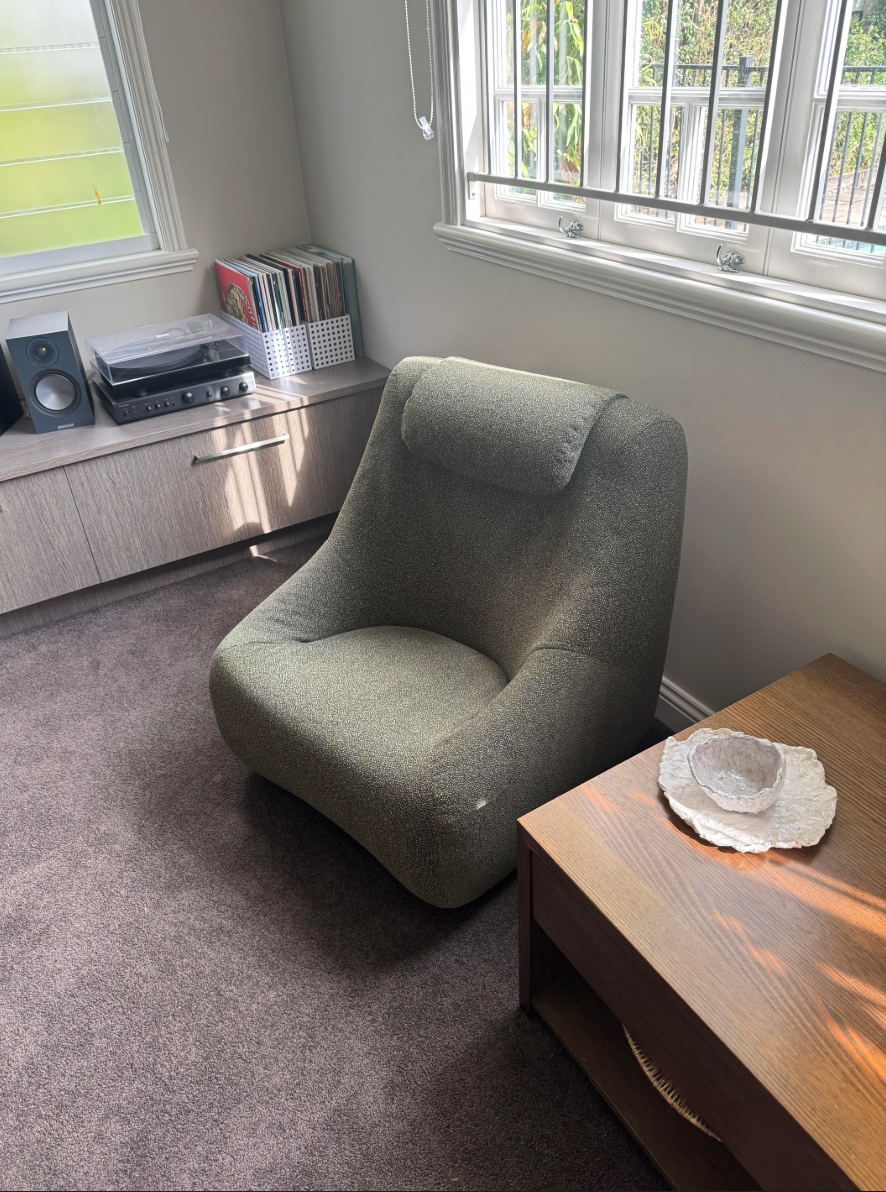 Featherston Numero IV Lounge Chair