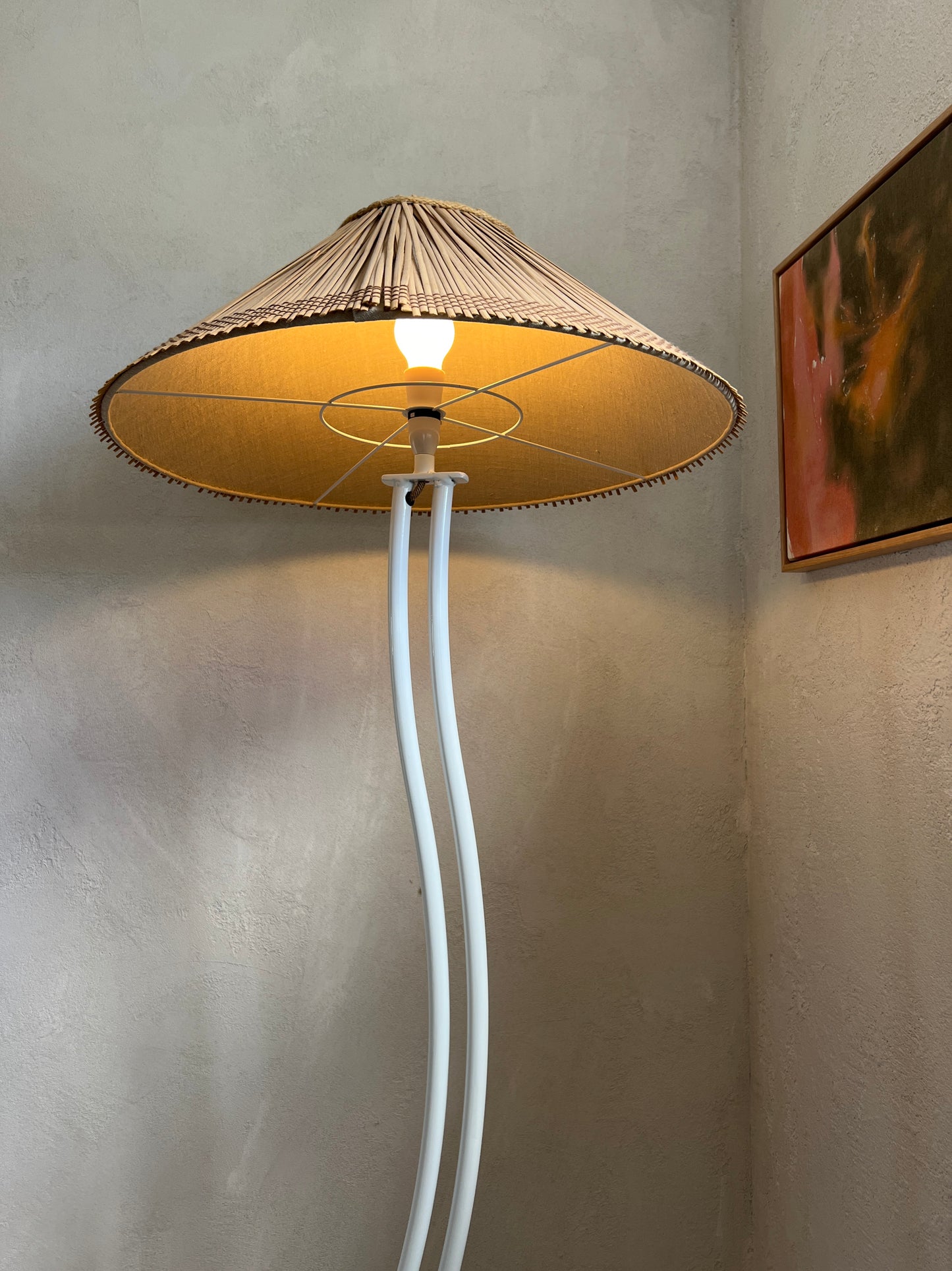 Wavy Floor Lamp with Rattan Shade