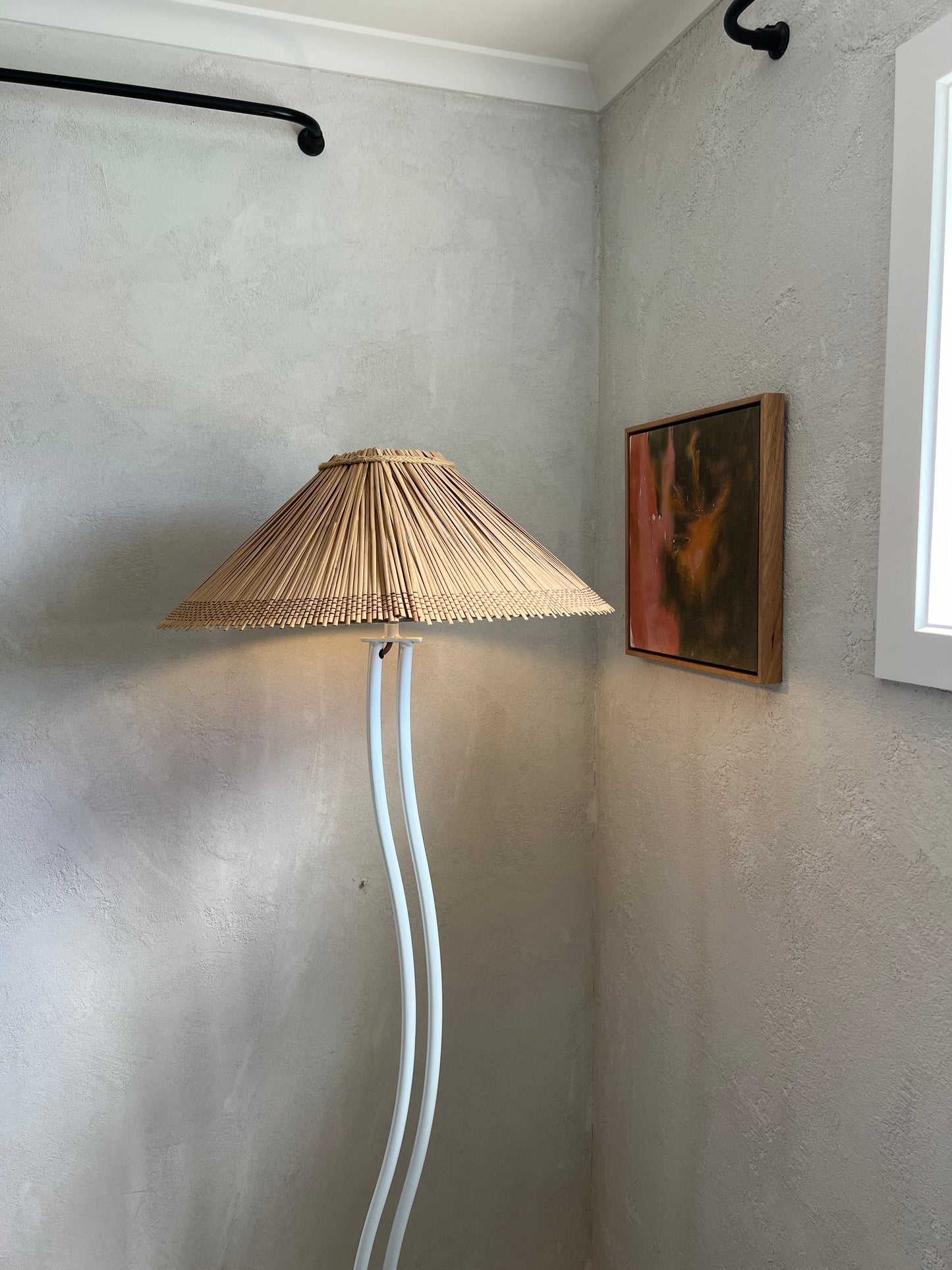 Wavy Floor Lamp with Rattan Shade