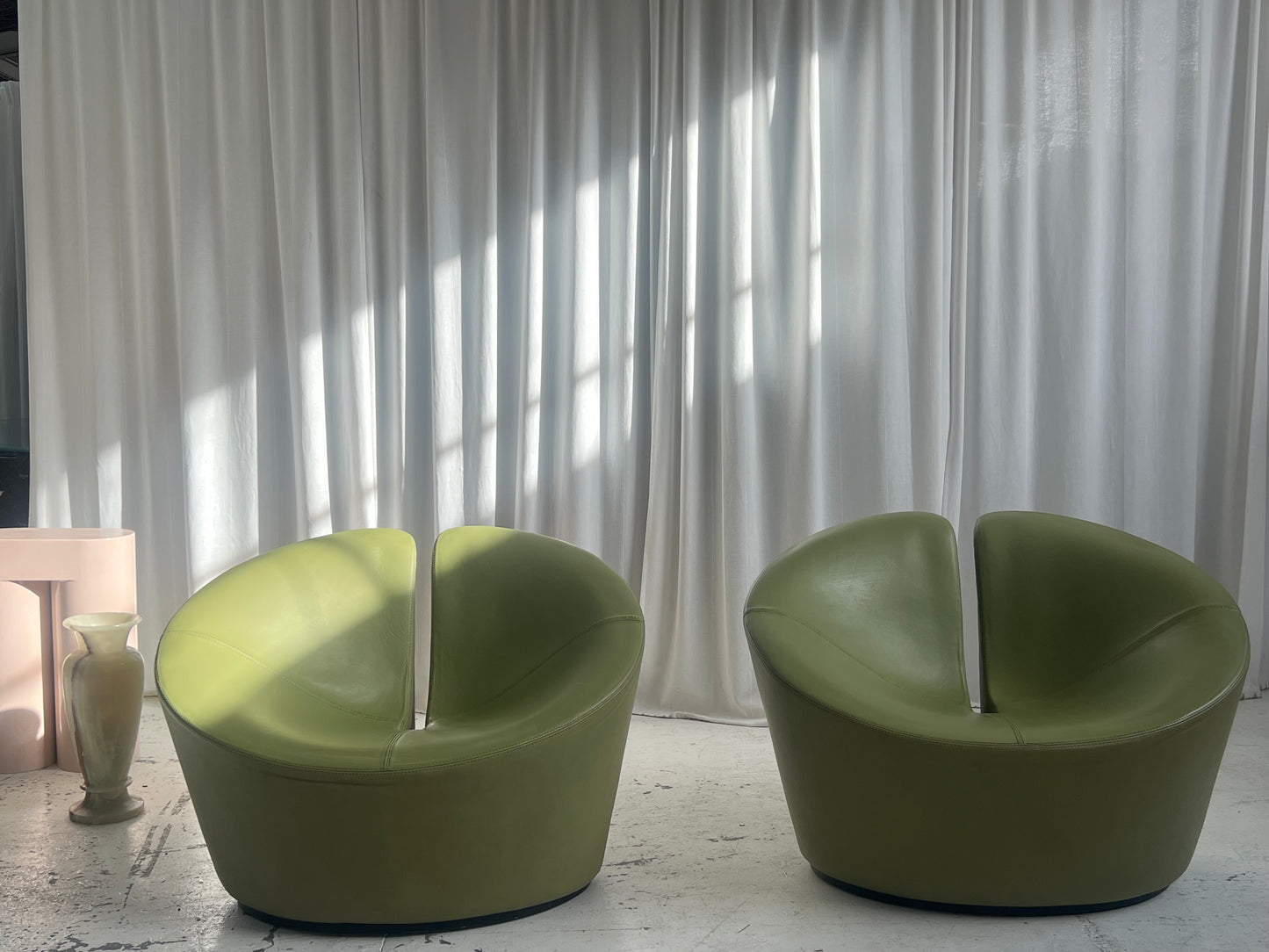 Flemming Busk & Stephen Hertzog - True Love Leather Armchair