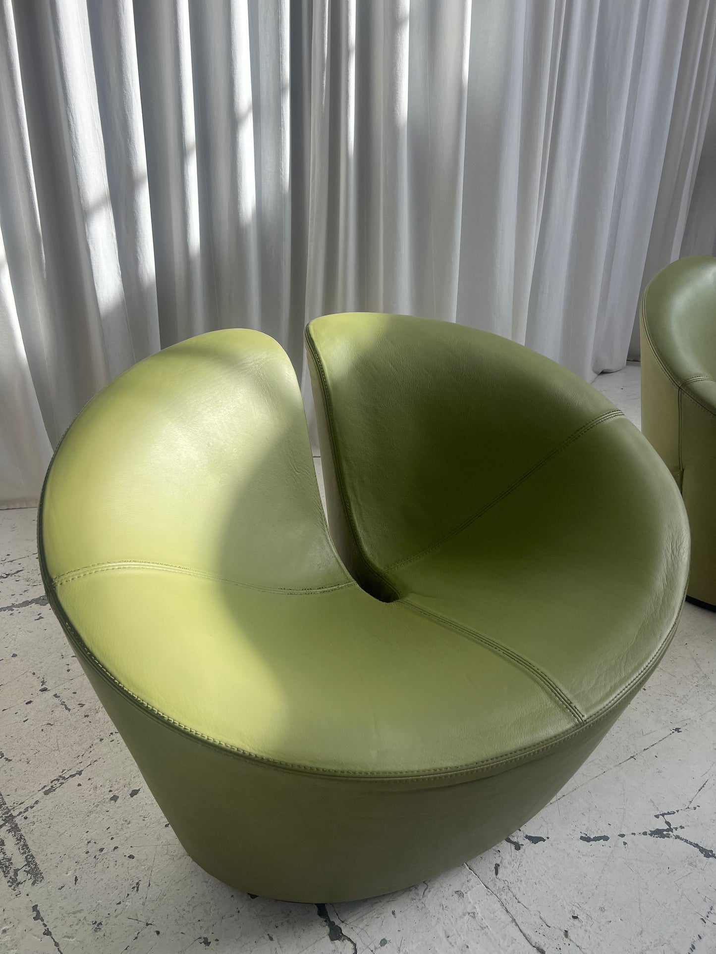 Flemming Busk & Stephen Hertzog - True Love Leather Armchair