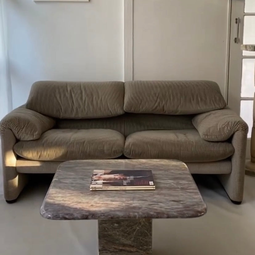 - Original Maralunga Two-Seater Sofa by Vico Magistretti for Cassina