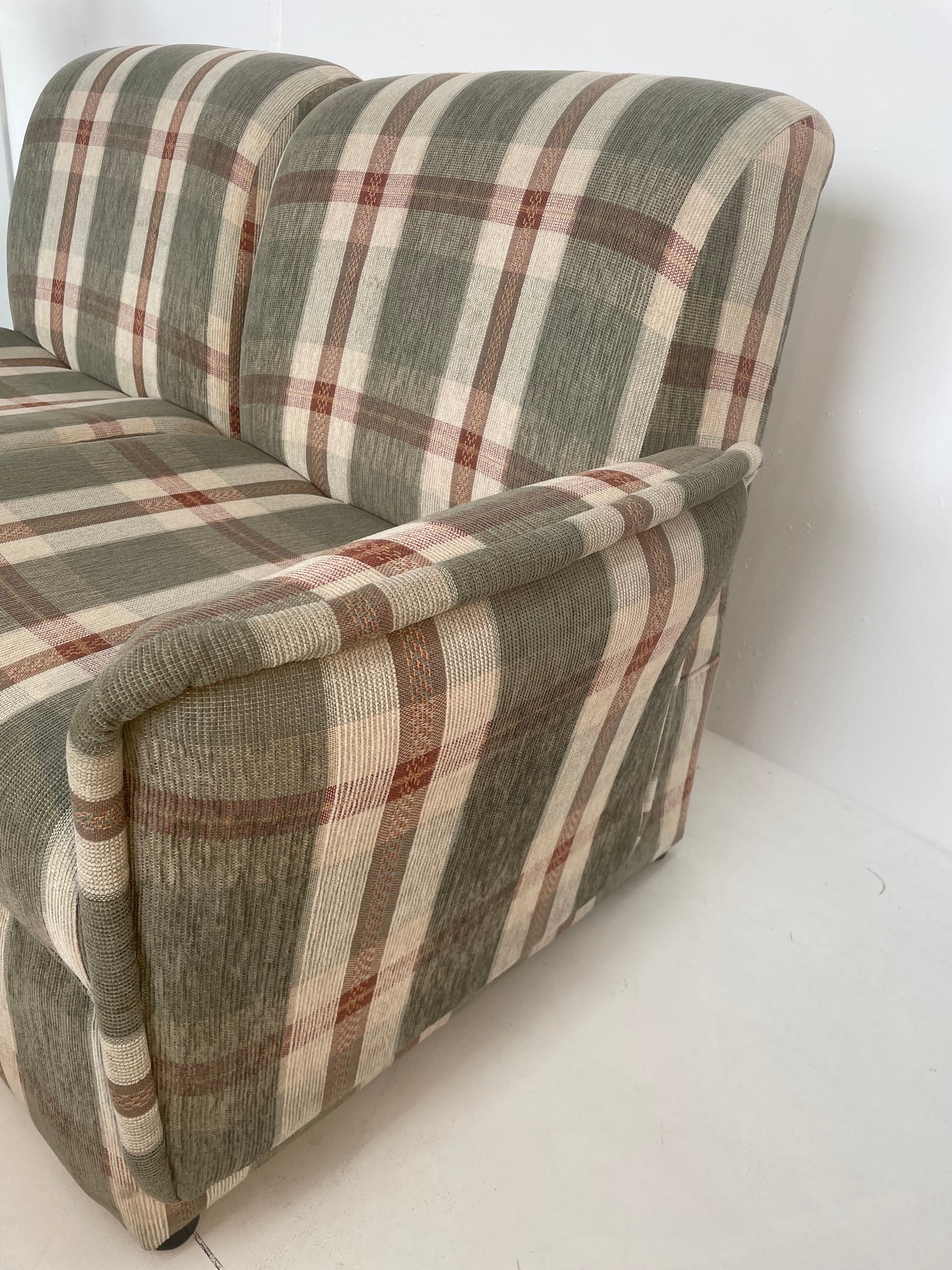 - Vintage Plaid Modular Sofa