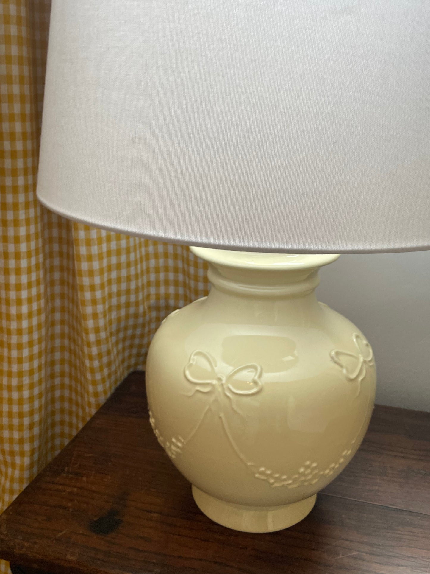 - Vintage Italian Cream Lamp with Sweet Detailing