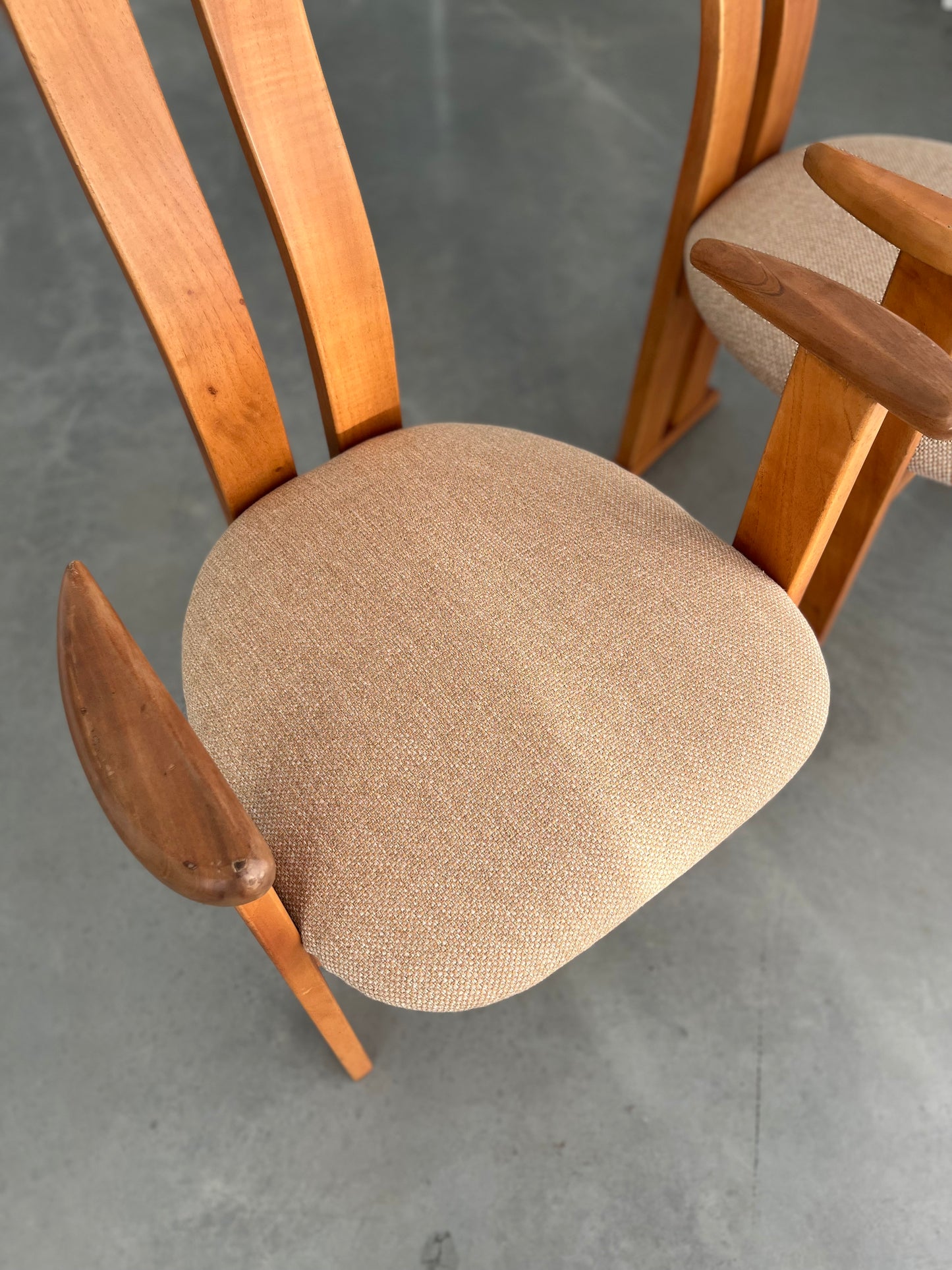 - Vintage Wavy High Back Chair