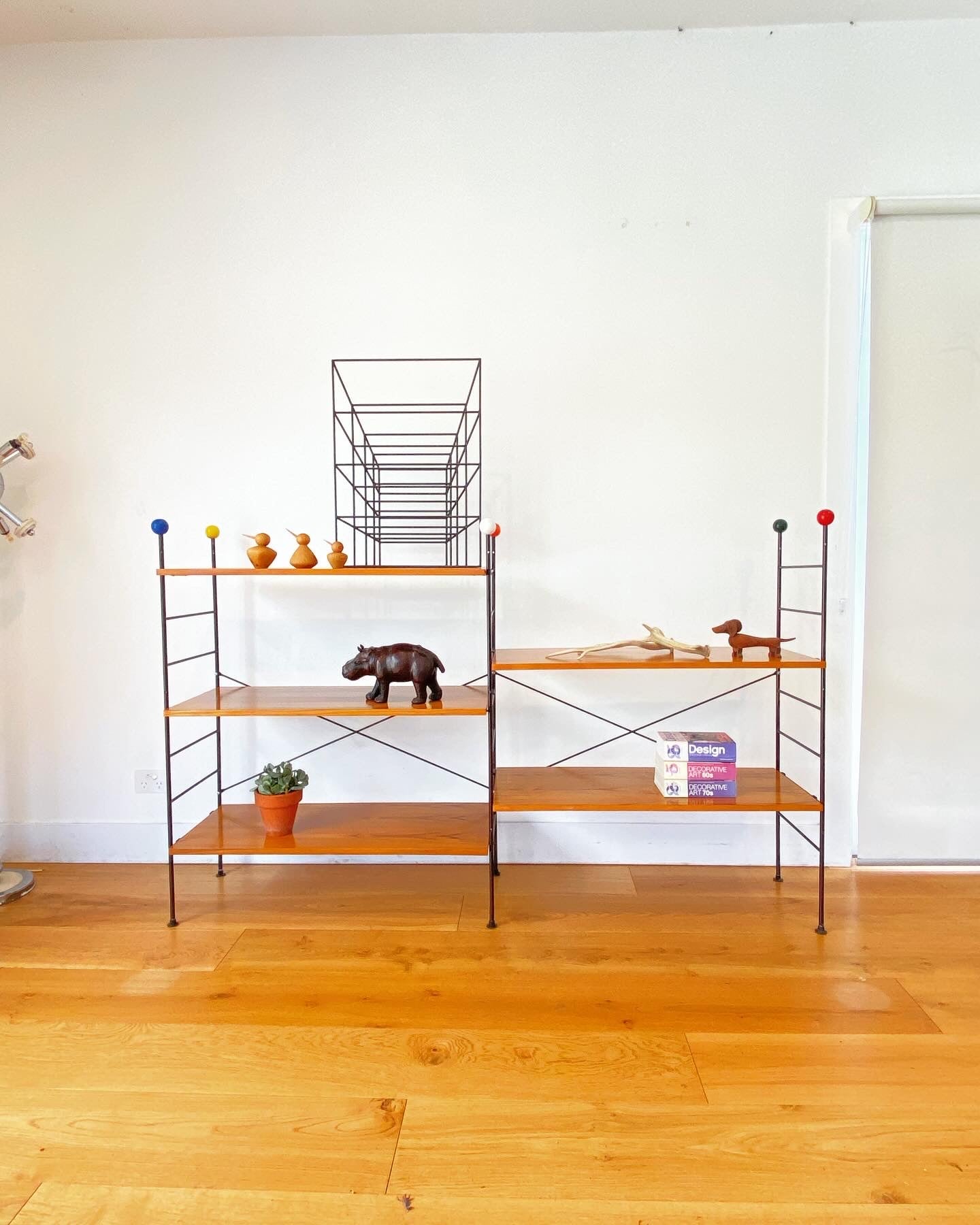 Tables – Curated Spaces