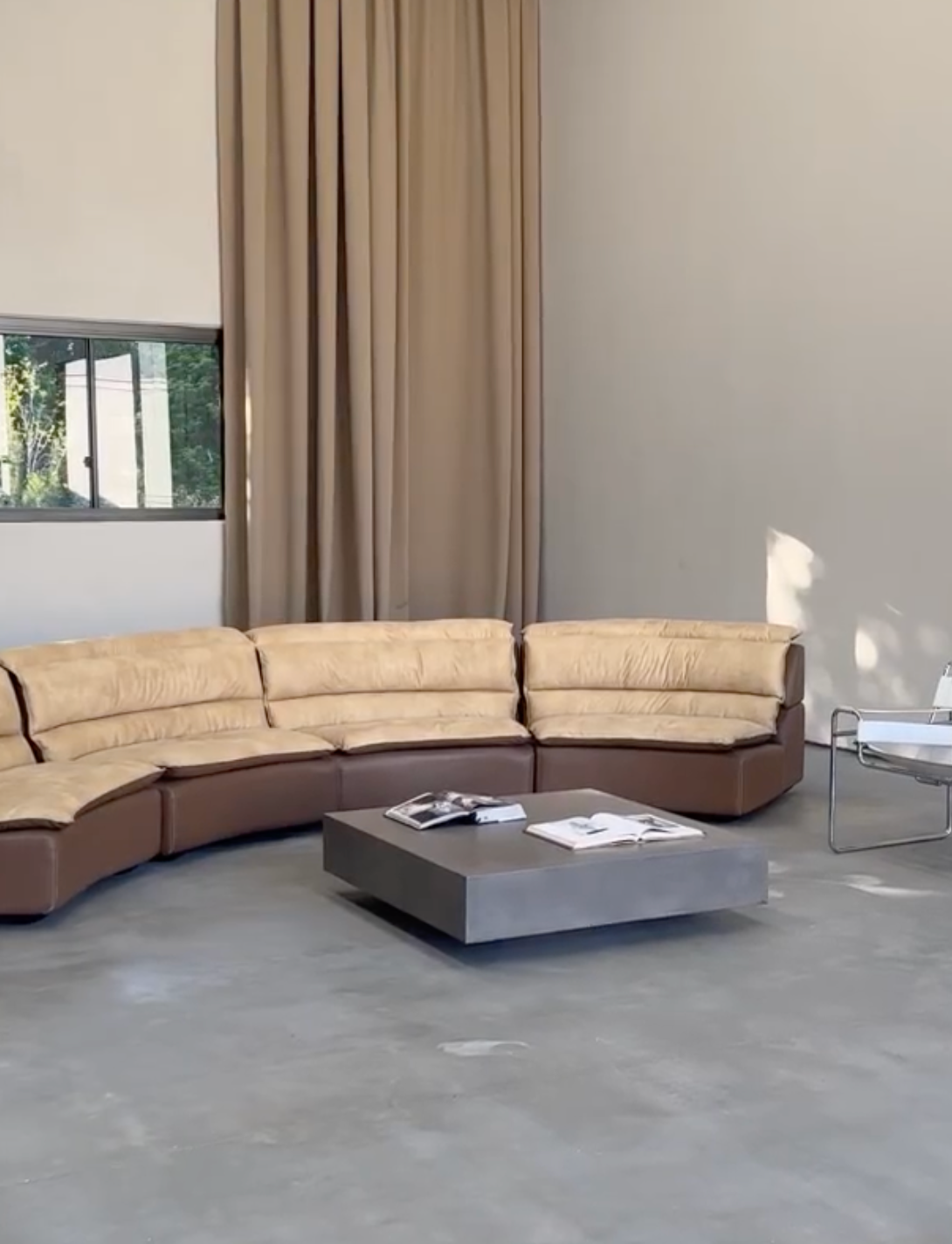 Italian ‘Bogo’ Sofa by Carlo Bartoli for Rossi do Albizzate 1980s
