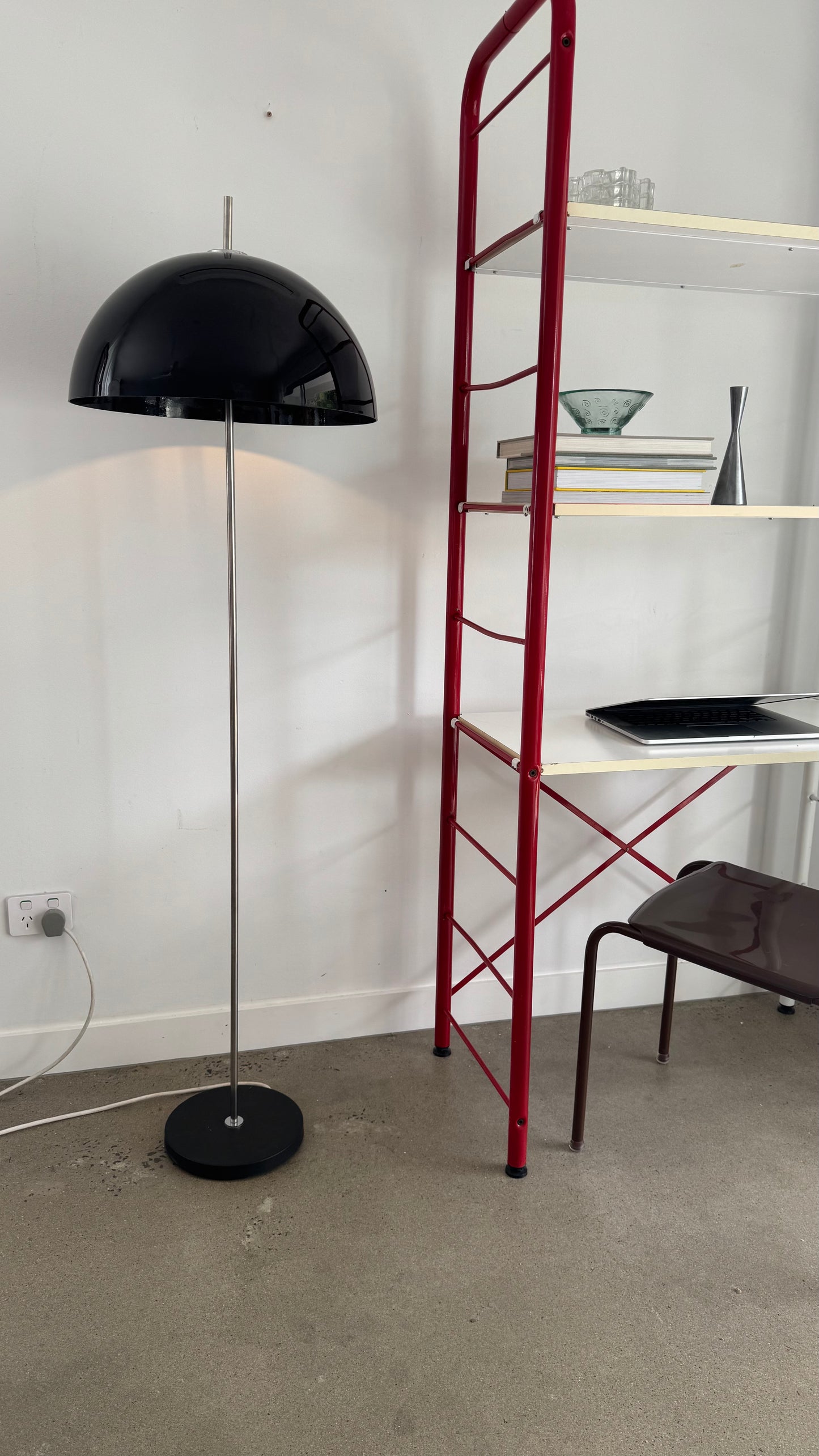 Original 1970s Black Mushroom Floor lamp