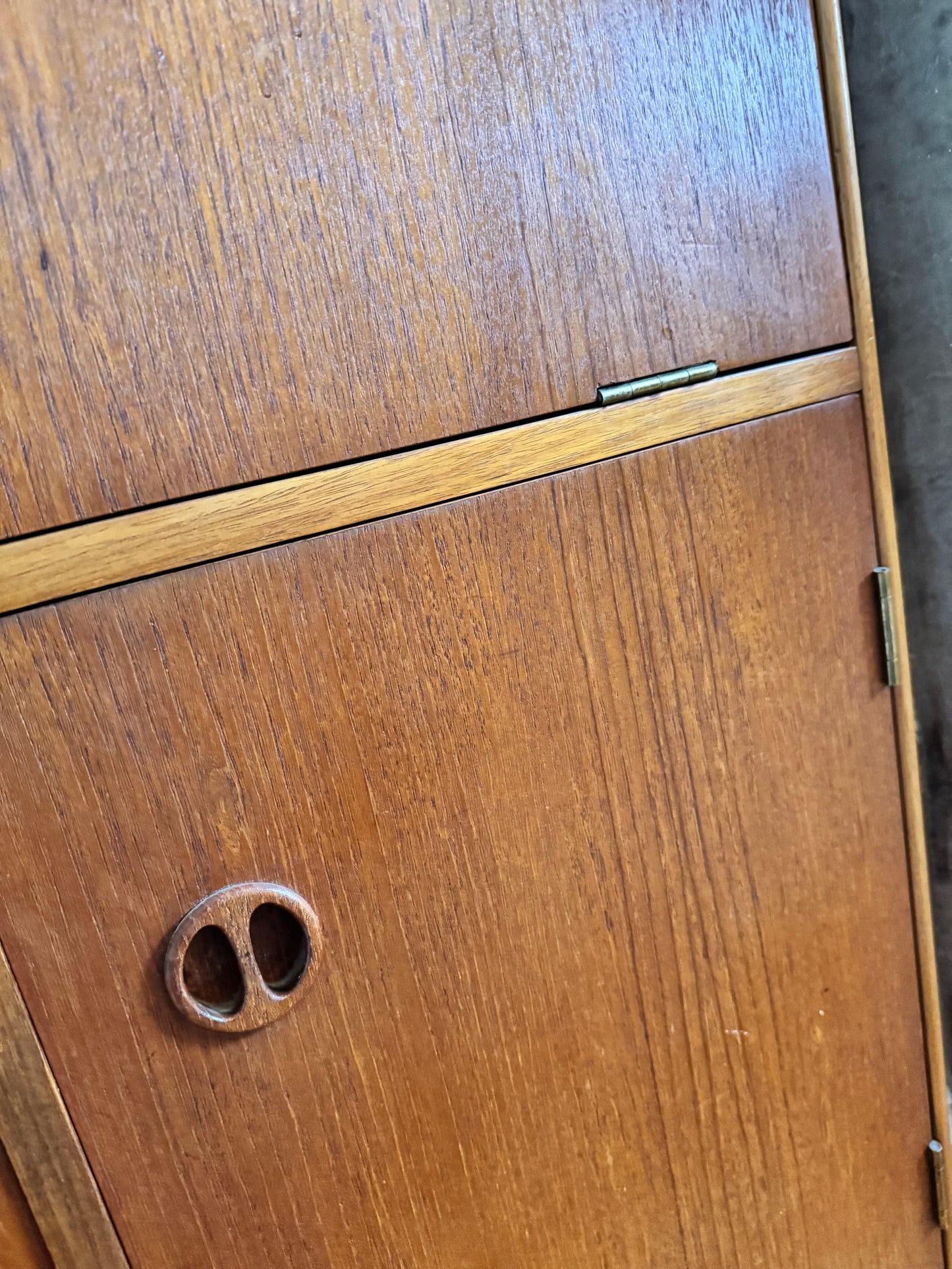 Mid Century 1960s Bar Cabinet
