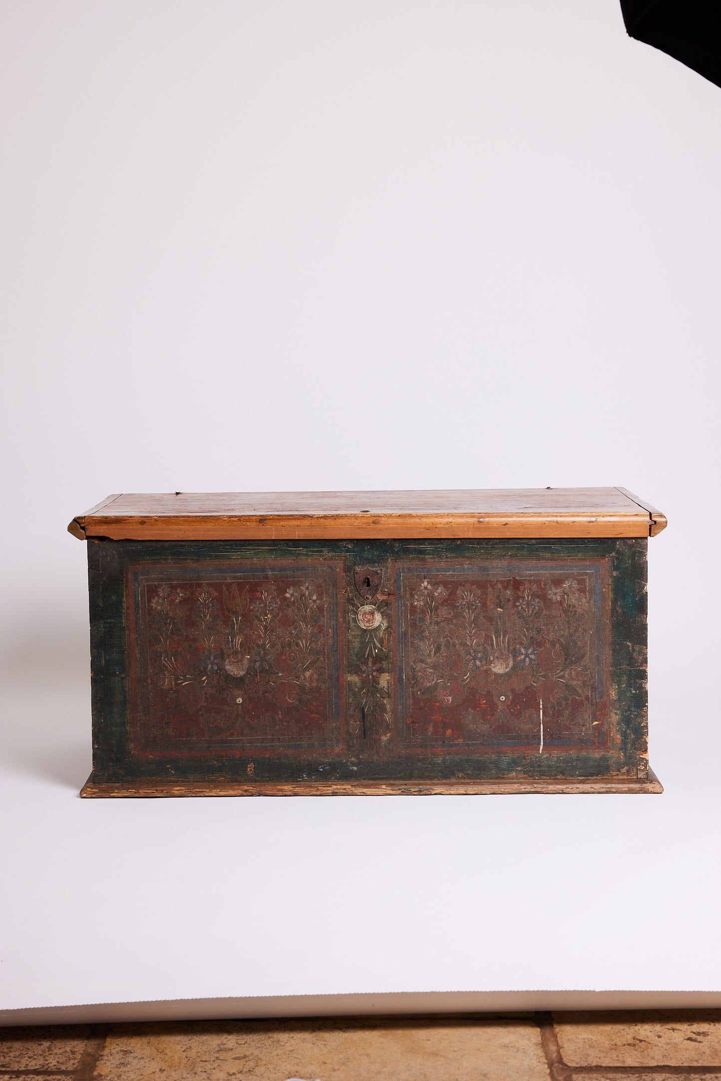 Antique Arts & Crafts Pine Blanket Chest Trunk