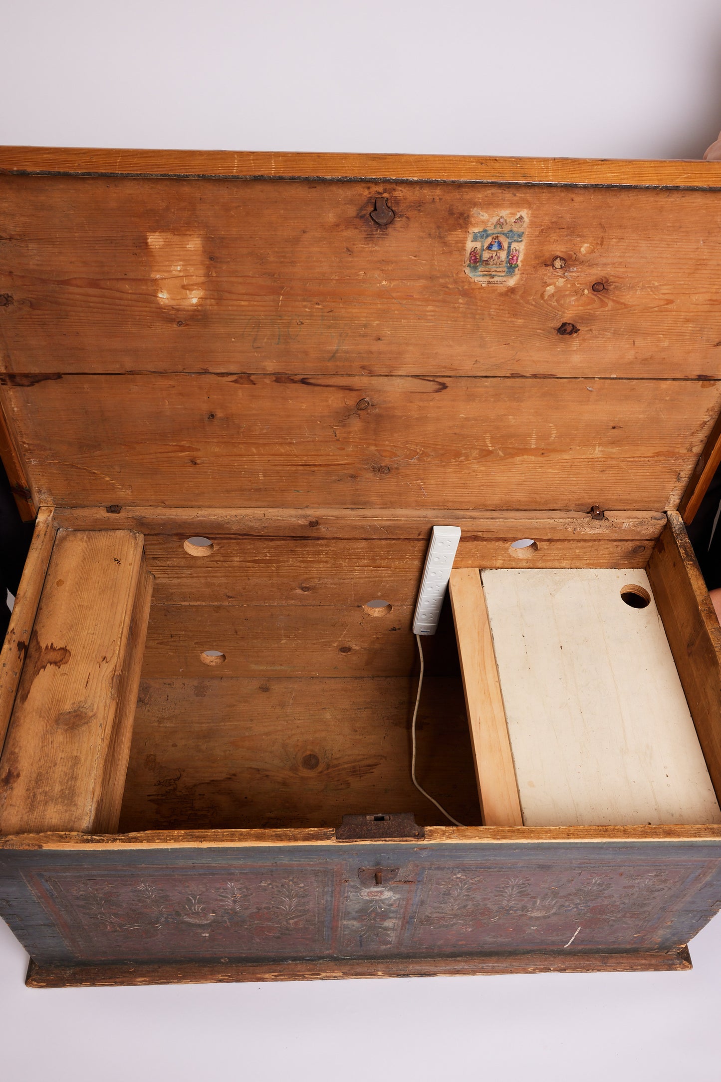 Antique Arts & Crafts Pine Blanket Chest Trunk