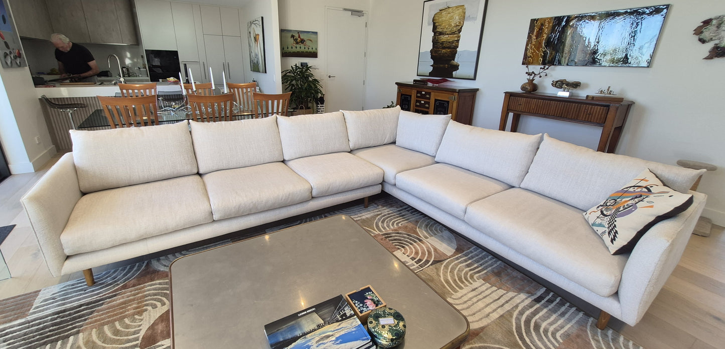 Fanuli designed modular sofa