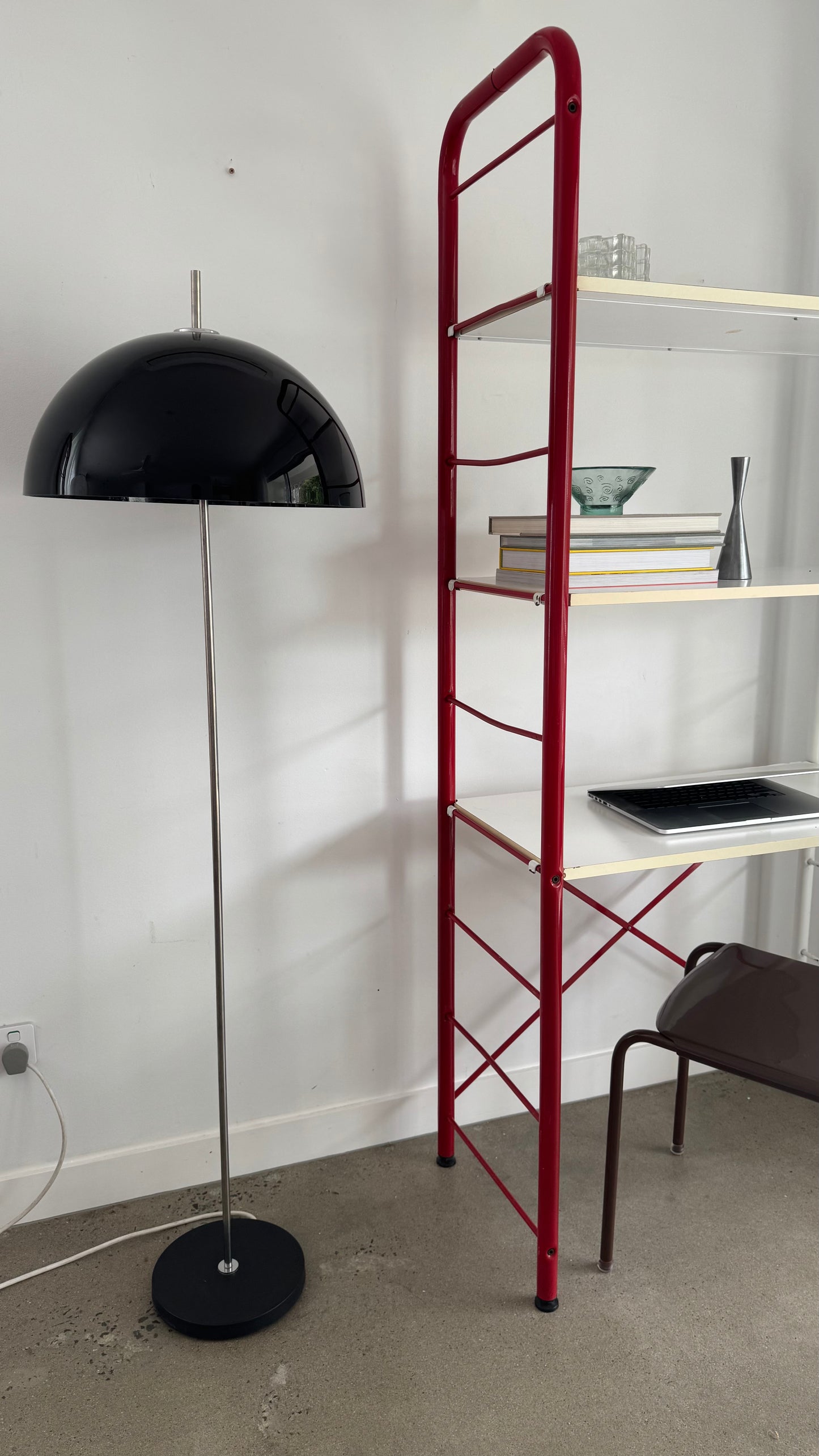 Original 1970s Black Mushroom Floor lamp