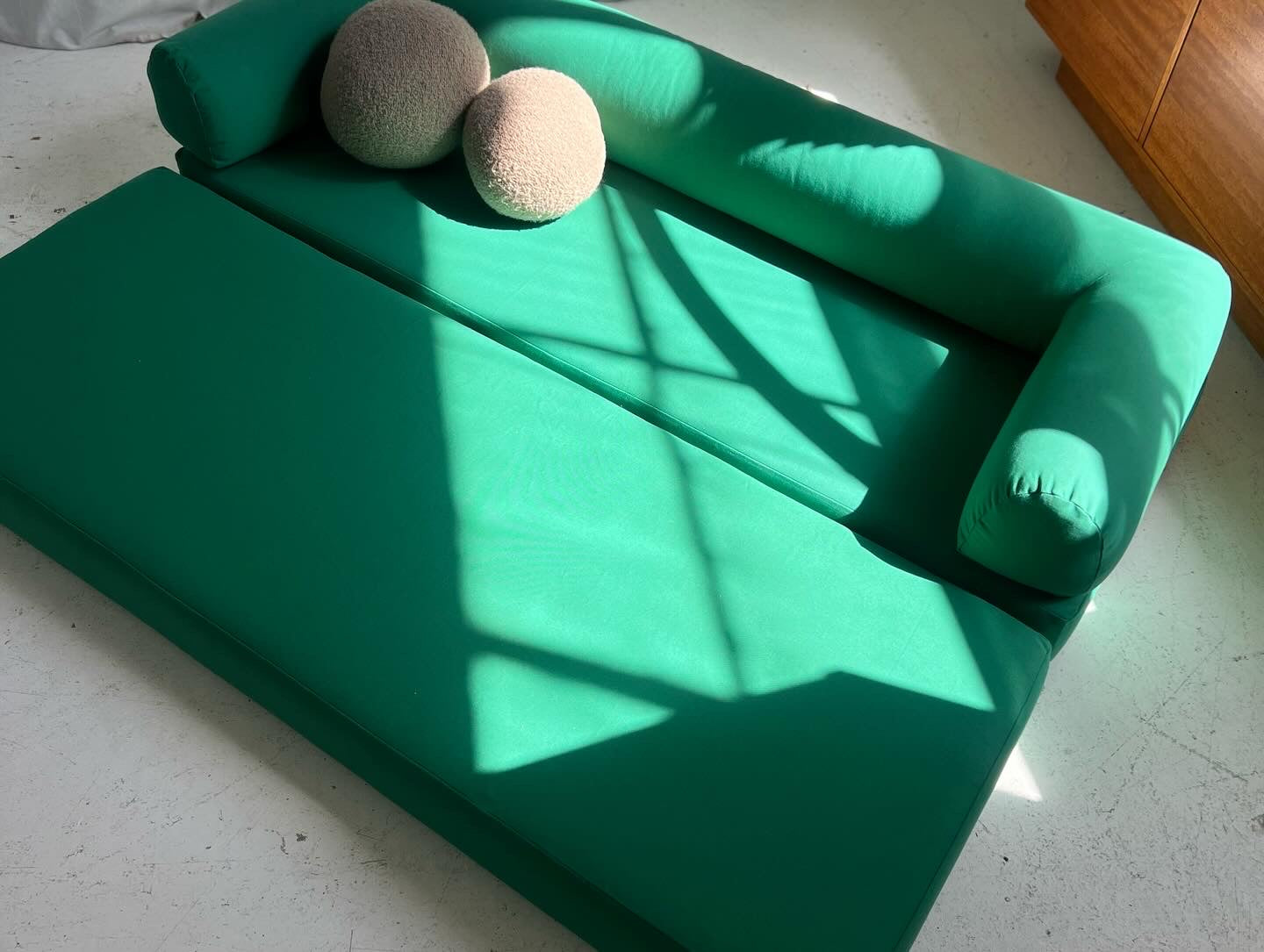 Bespoke sofa / daybed