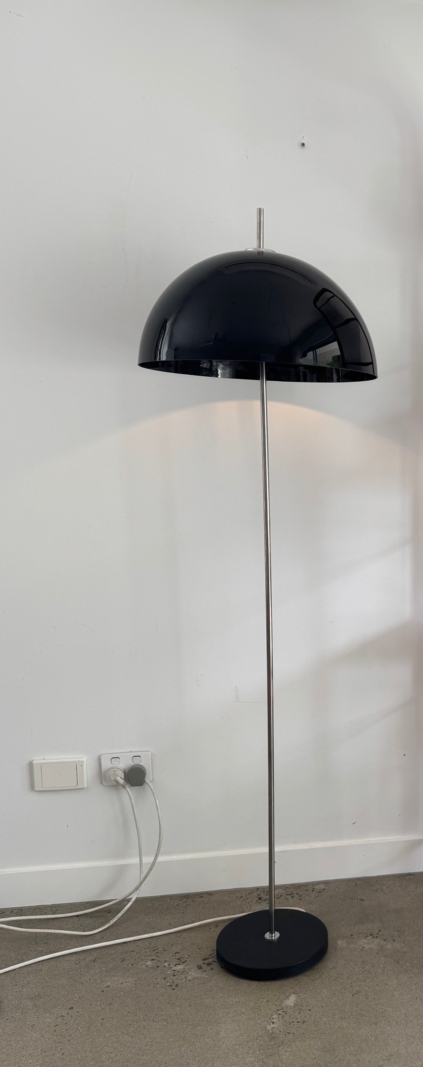 Original 1970s Black Mushroom Floor lamp