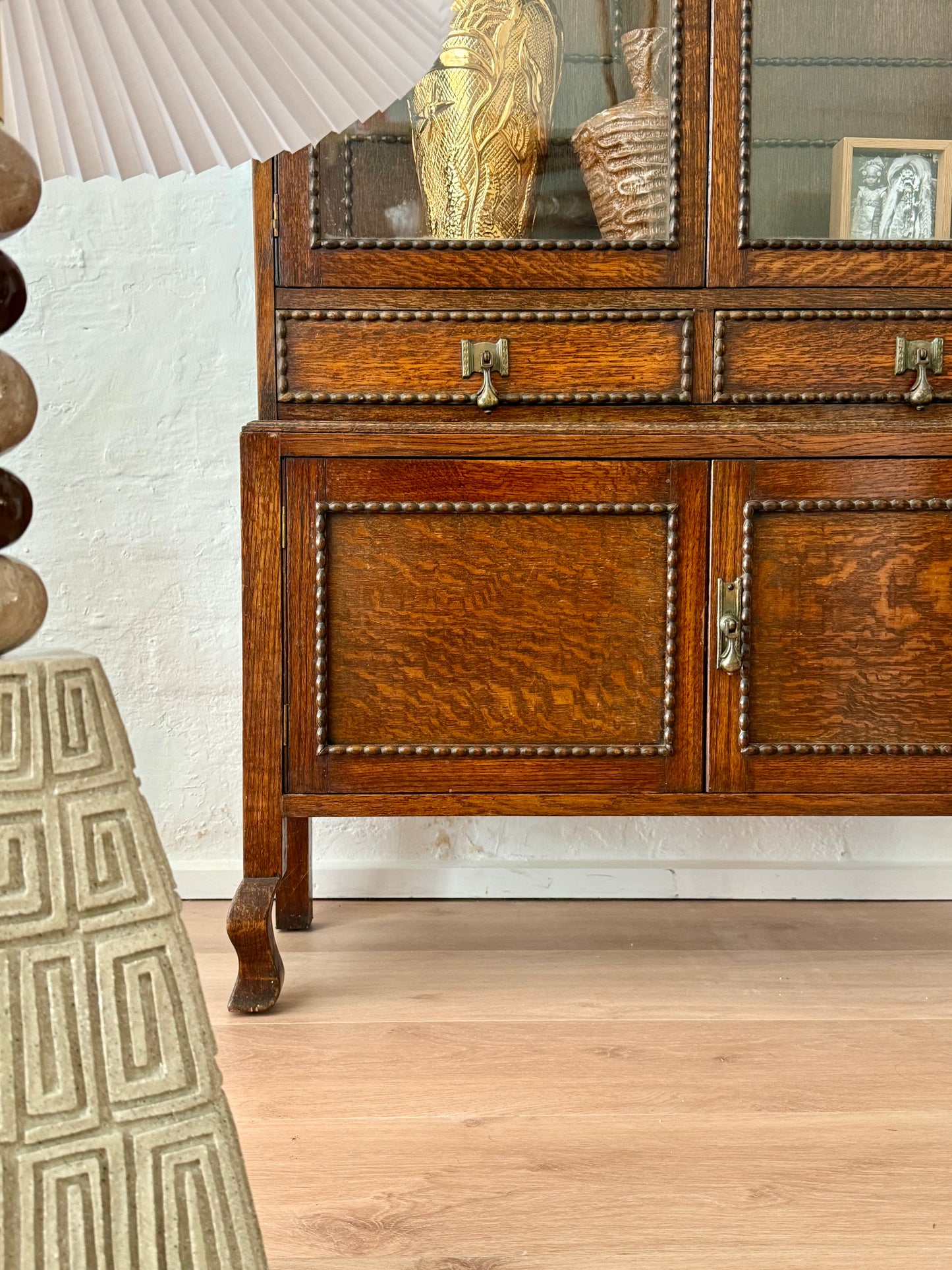 Antique Arts & Crafts Oak Display Cabinet (c.1905–1925)