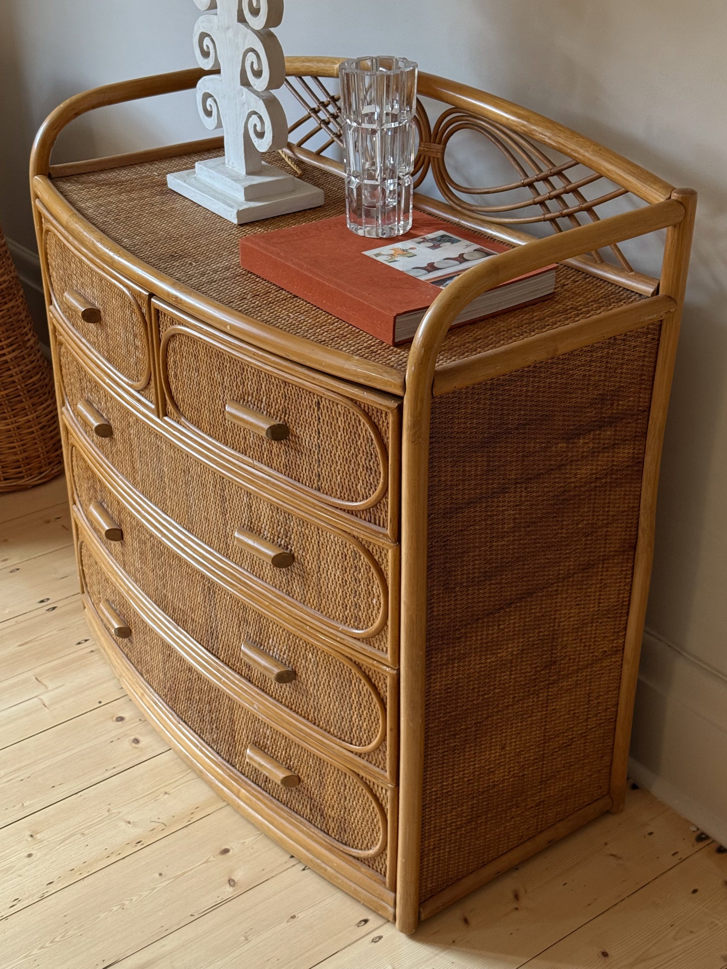 Vintage Chest of Drawers