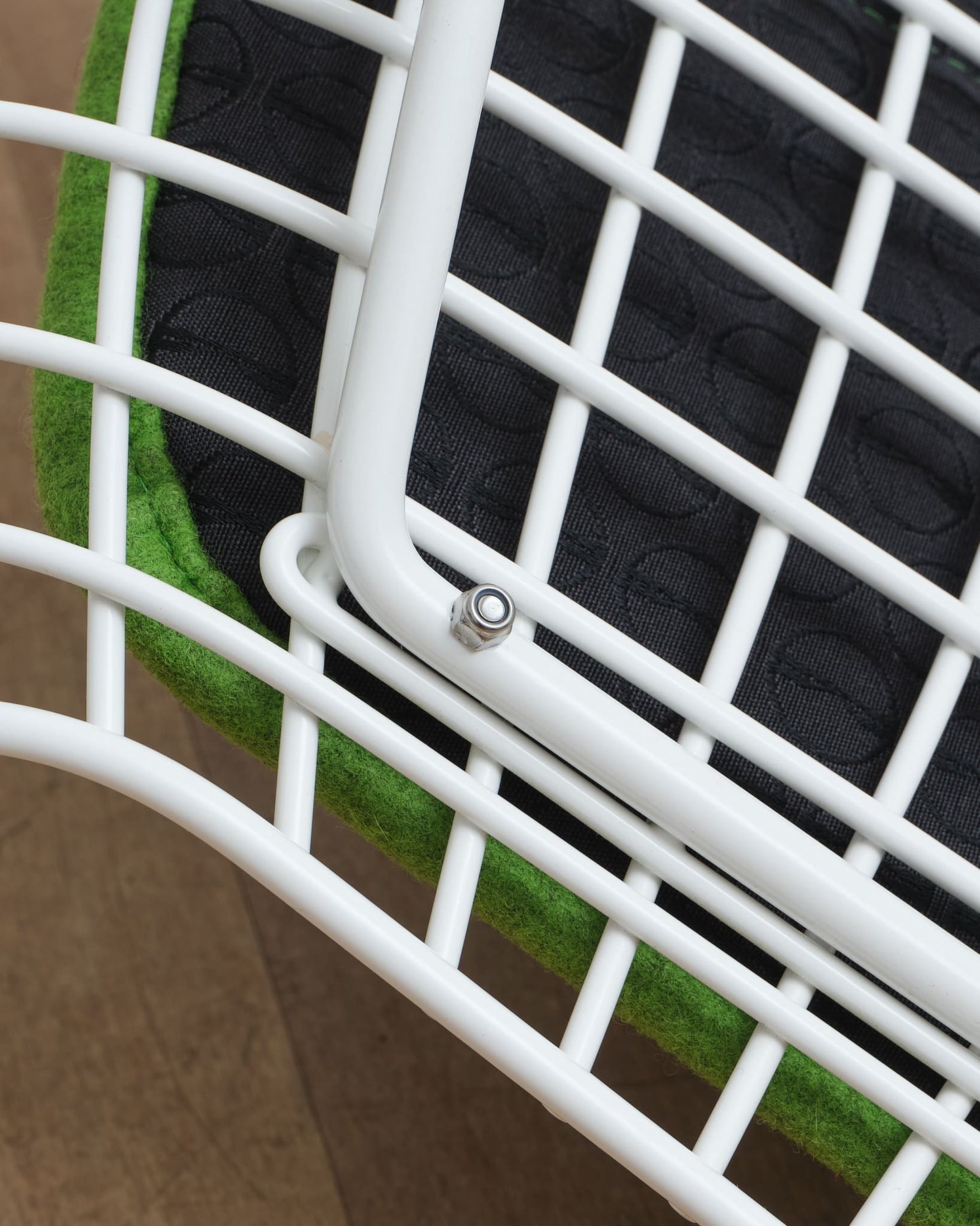 Bertoia Side Chair - Knoll