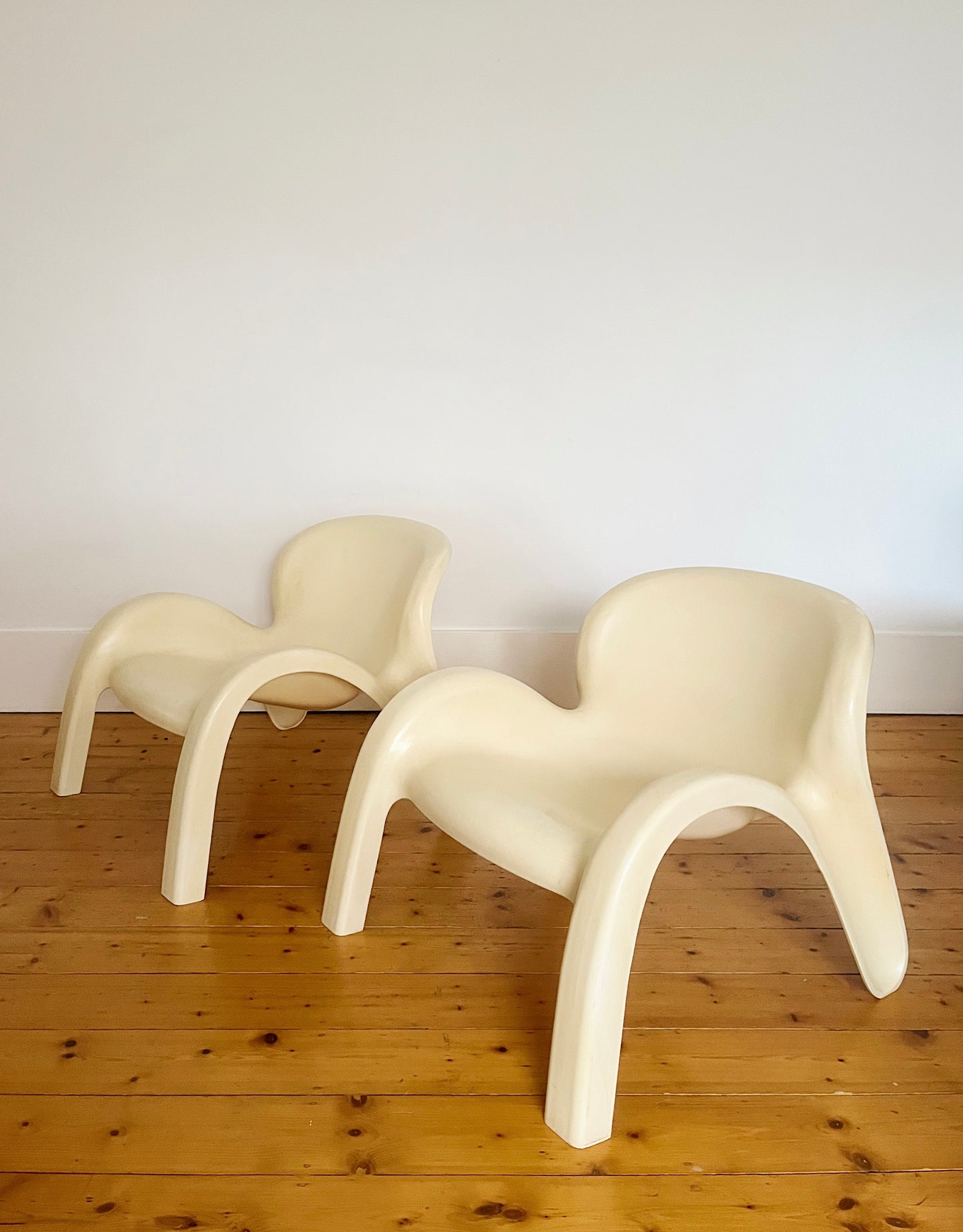 Pair of GN2 Chairs by Peter Ghyczy for Reuter