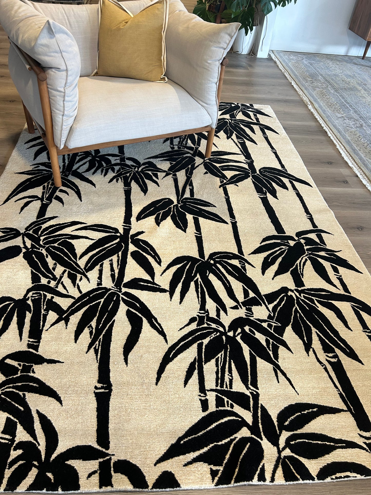 Hand knotted Florence Broadhurst by Cadrys Rug