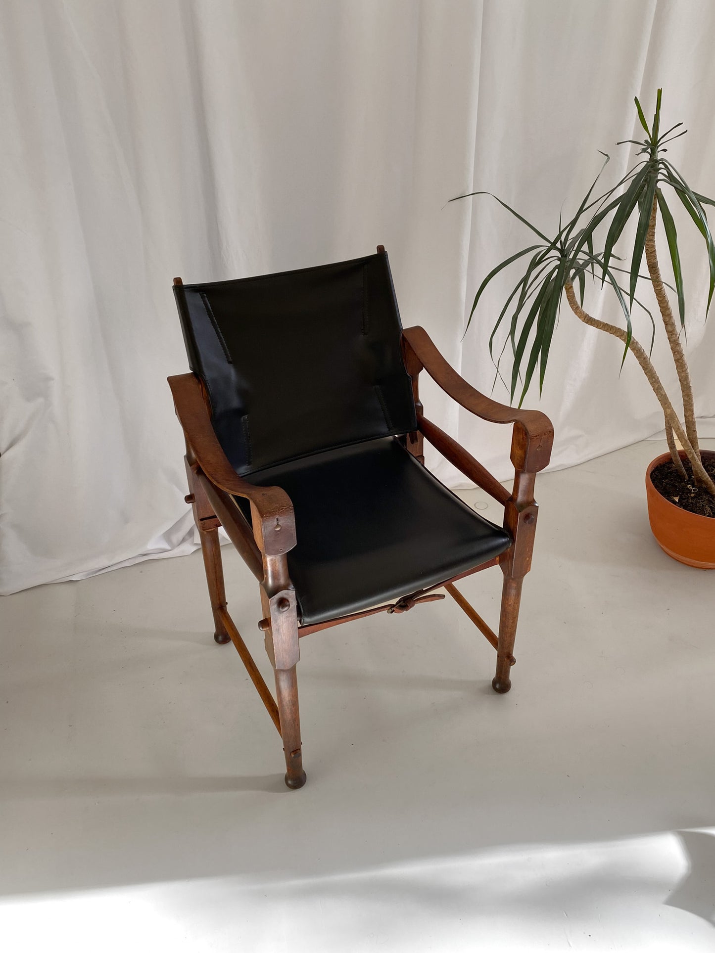 Michael Hirst Black Safari Chair circa 1960's