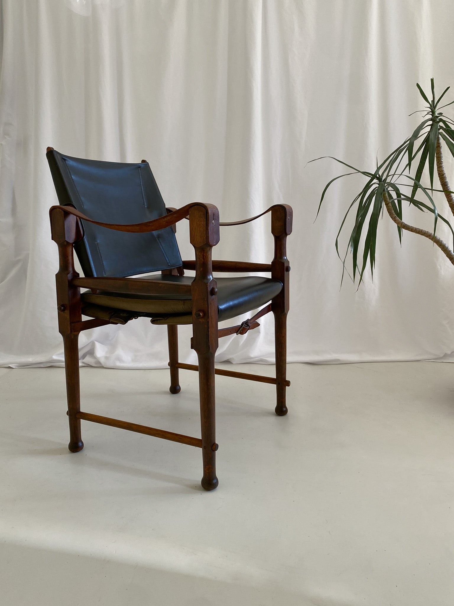 Michael hirst safari 2025 chair