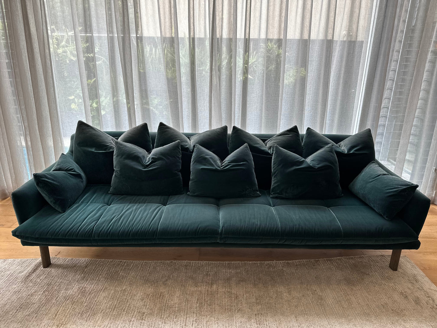 On Hold - Jardan Andy 3.5 Seater
