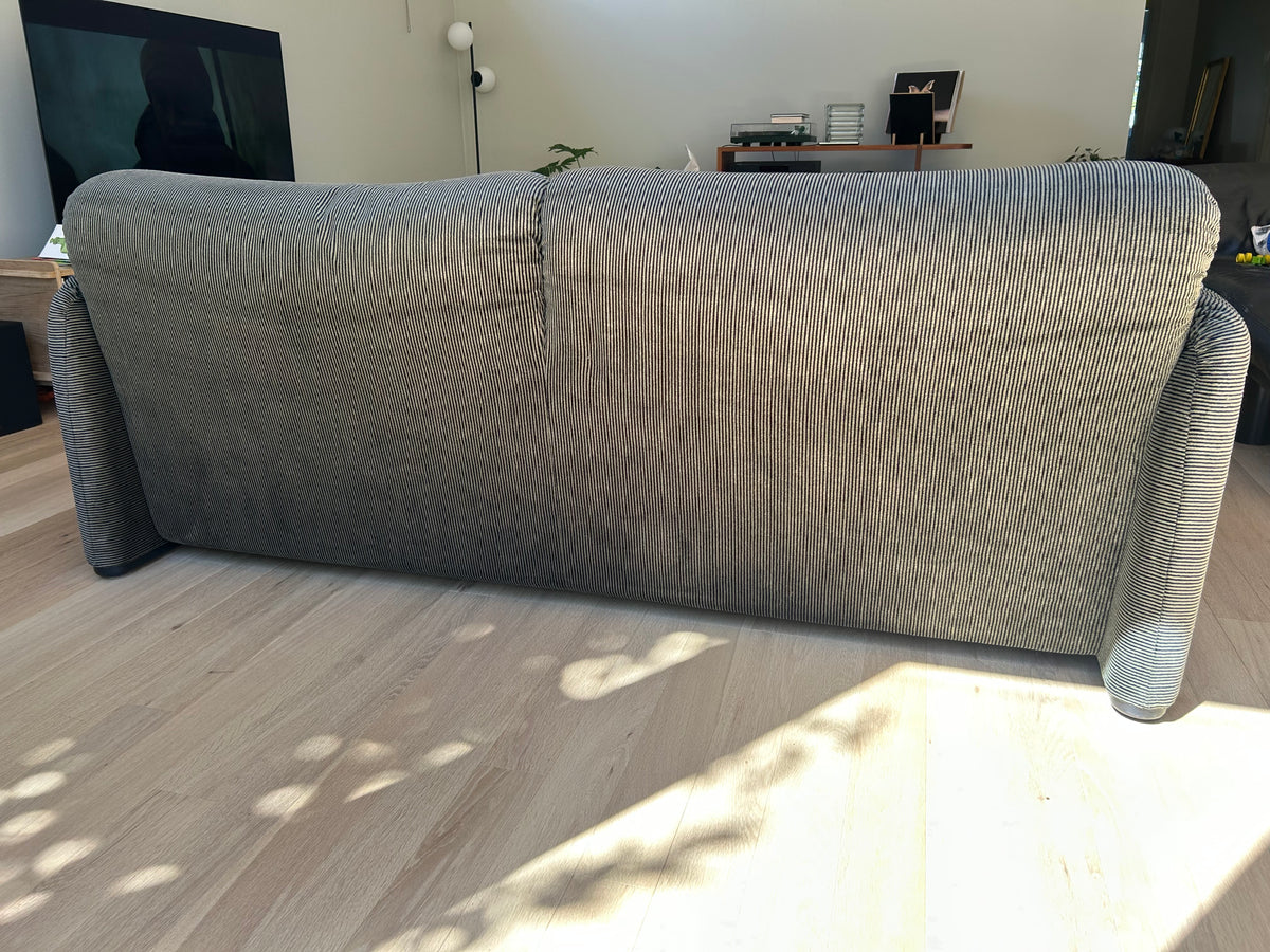 Original Maralunga 2.5 Seater Sofa by Magistretti for Cassina