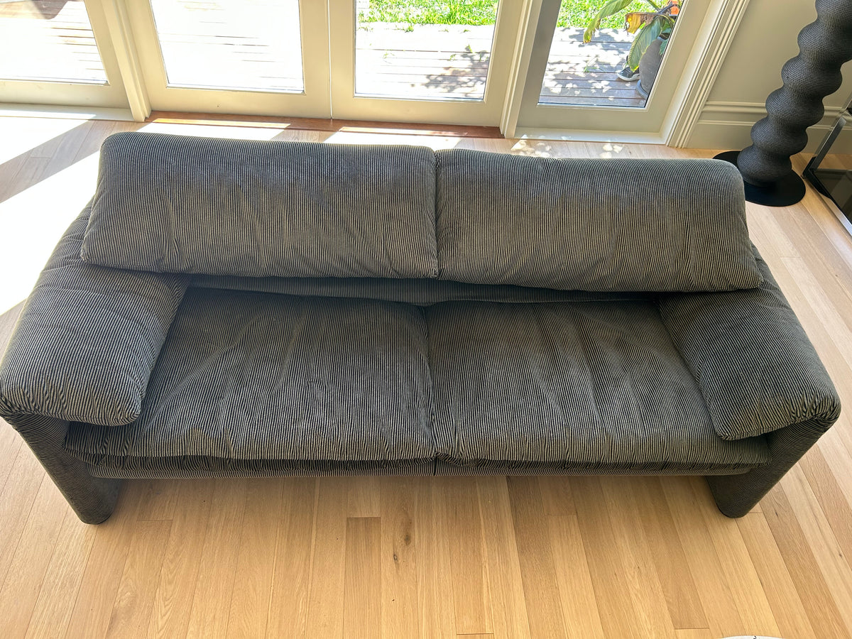 Original Maralunga 2.5 Seater Sofa by Magistretti for Cassina