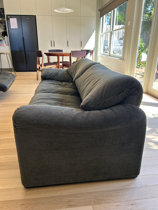 Original Maralunga 2.5 Seater Sofa by Magistretti for Cassina